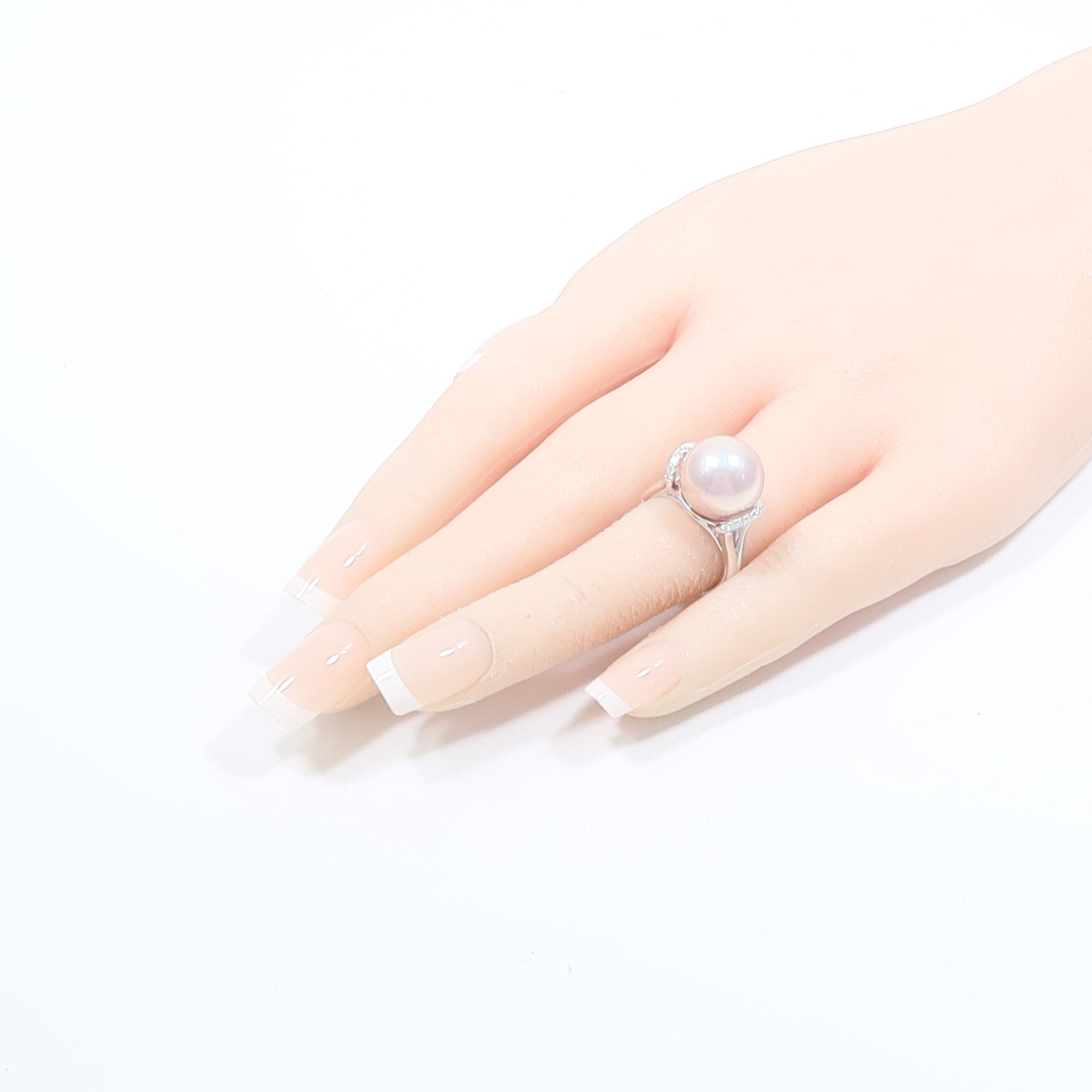 JEWELRY 18K白金Pearl Diamond Ring珍珠/鑽石戒指
