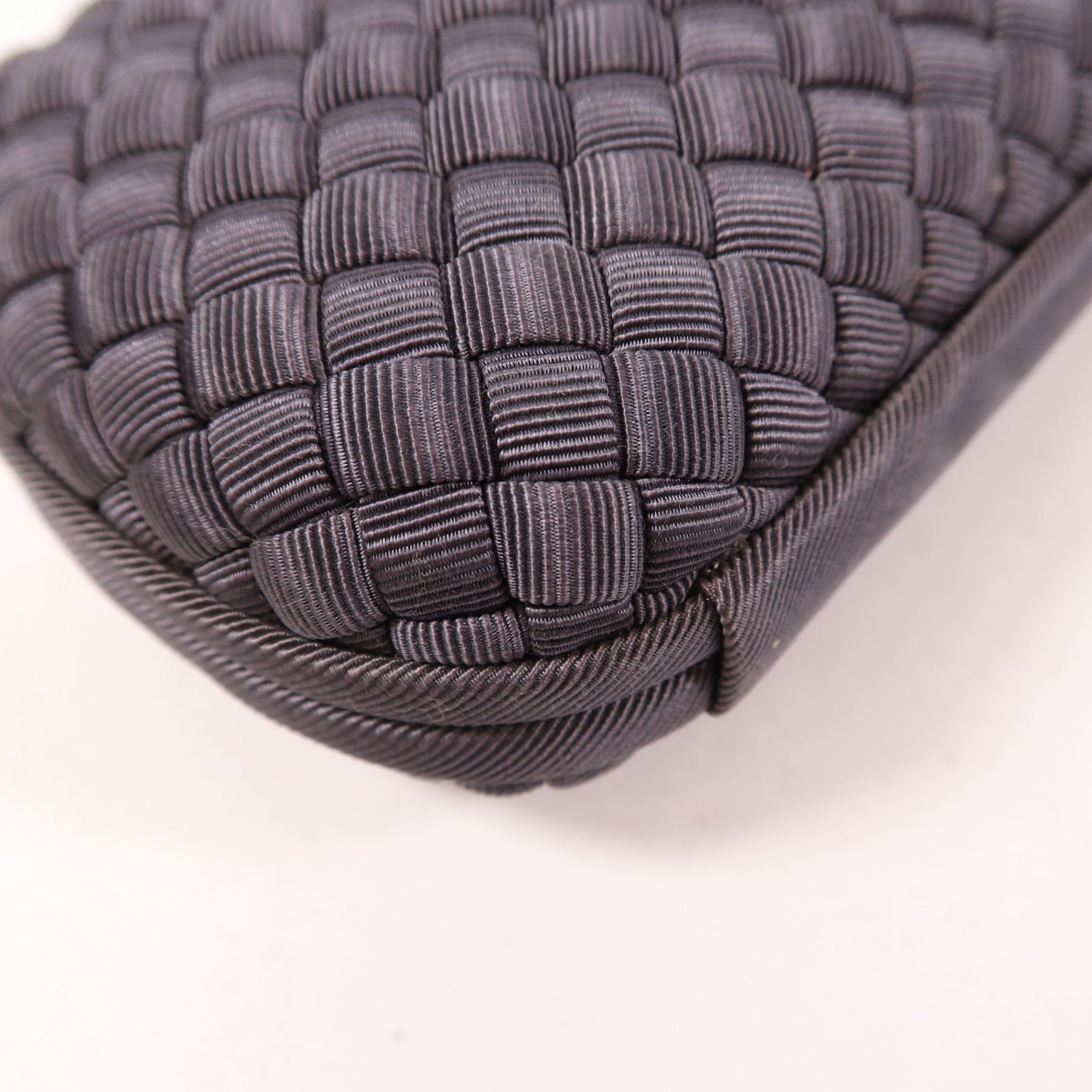 BOTTEGA VENETA 緞布Clutch Bag手拿包