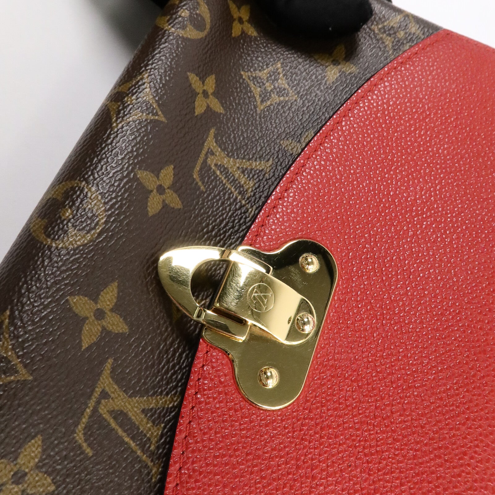 LOUIS VUITTON Monogram Saint Placide鏈帶肩背袋