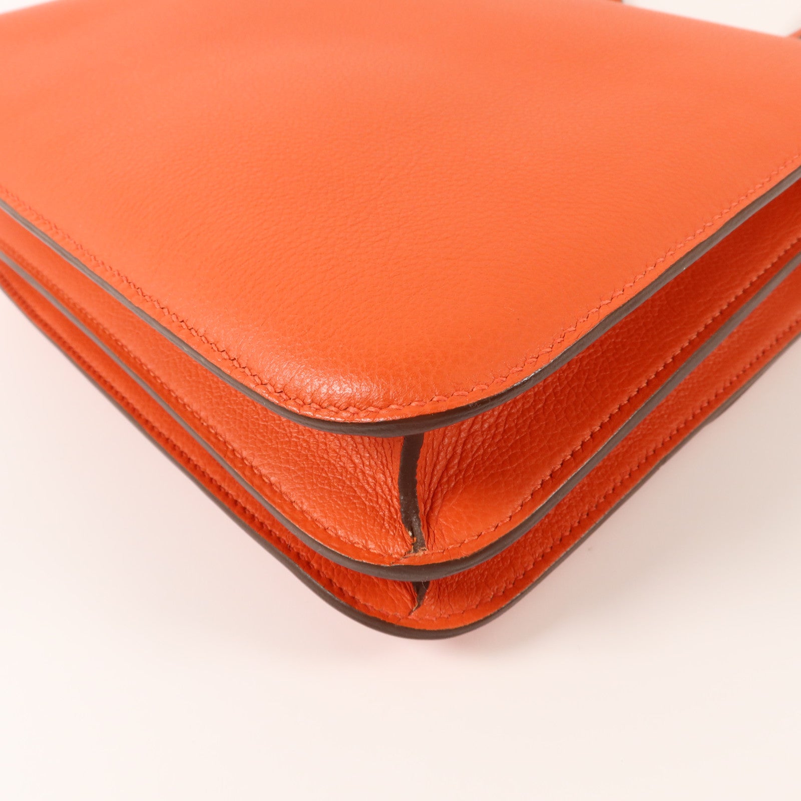 HERMES Evercolor皮革Constance 24肩背袋Feu