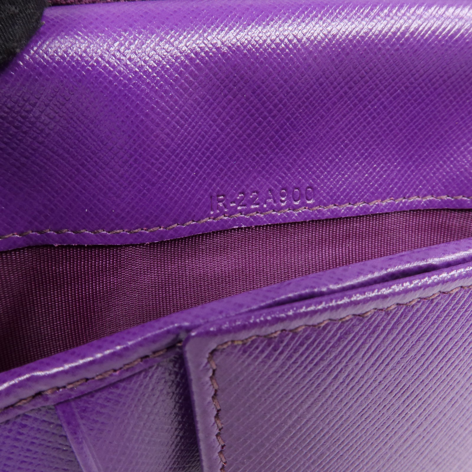 Salvatore Ferragamo 牛皮皮革Vara Bow Long Wallet長錢包
