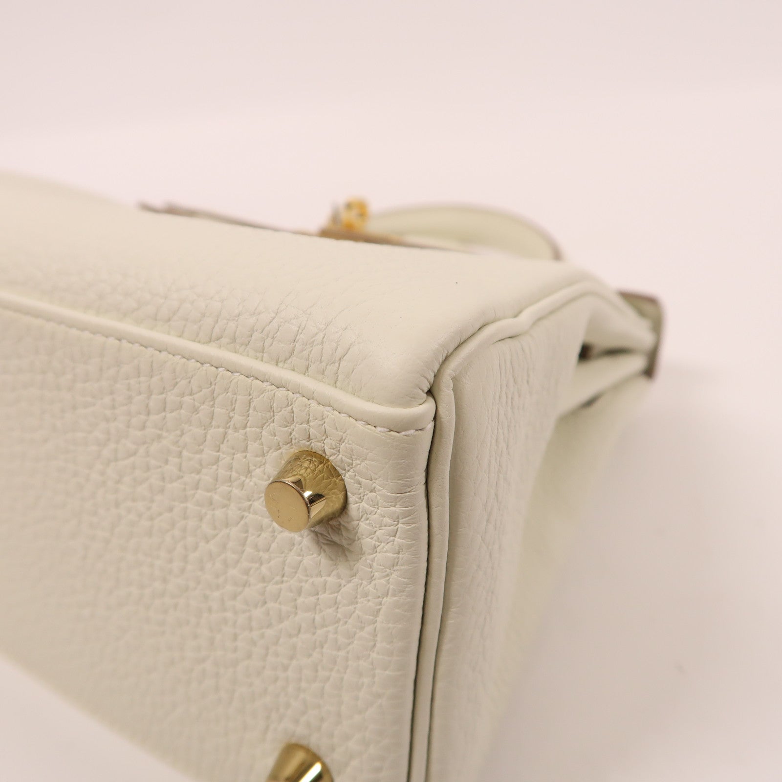 HERMES 【激減優惠】Togo皮革Kelly 25金扣手挽肩背兩用袋蘑菇白色