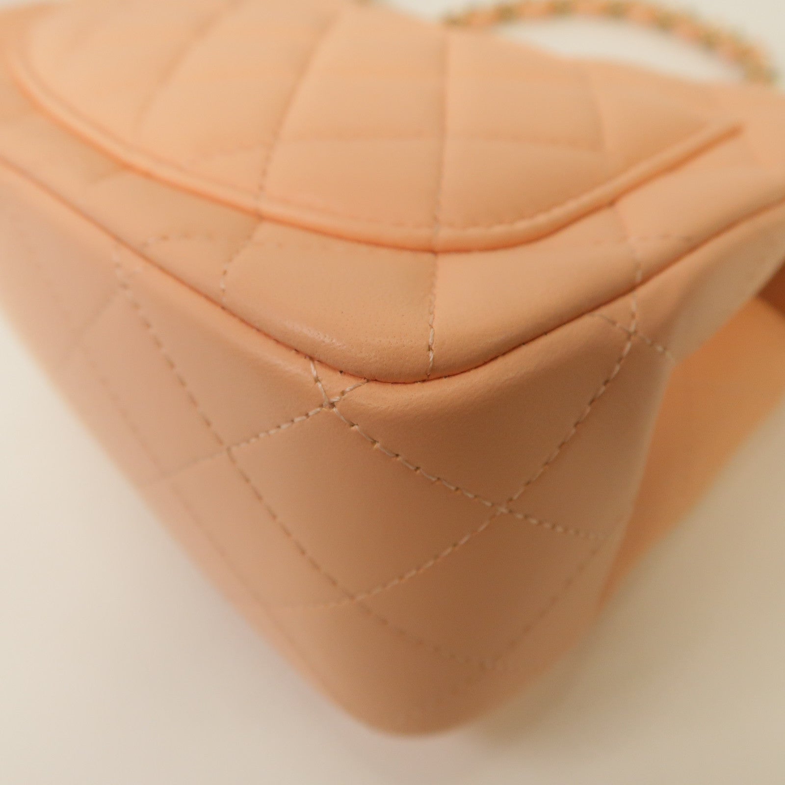 CHANEL 【激減優惠】菱格羊皮皮革Classic 17金扣手肩背袋粉紅色