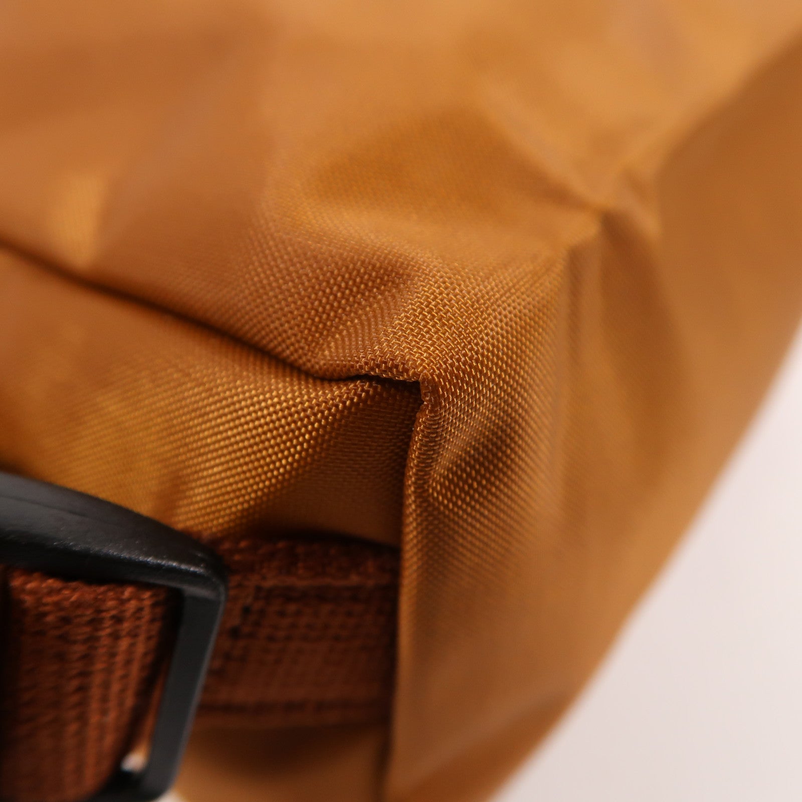 Longchamp 尼龍Backpack銀扣背包