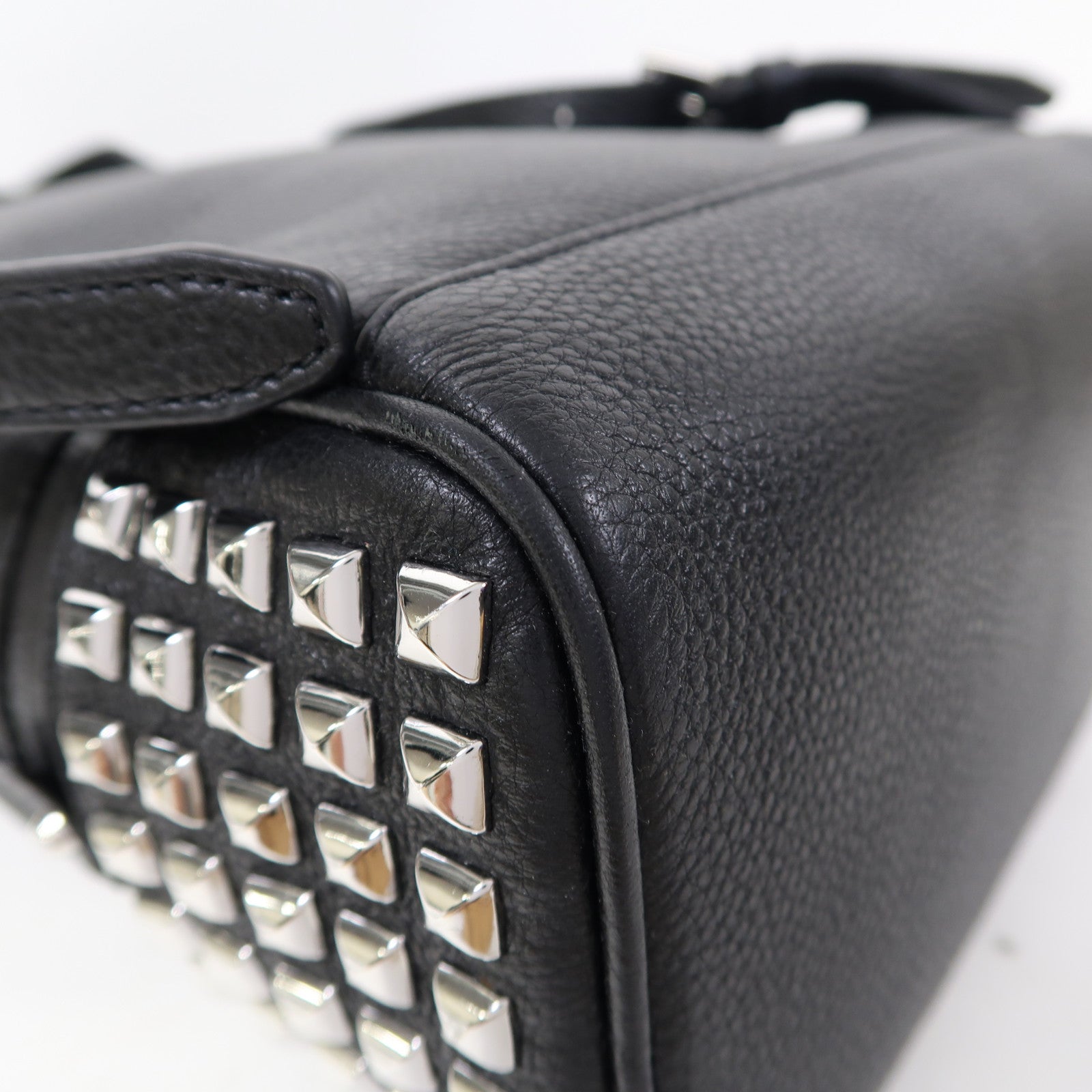 Michael Kors 皮革Backpack銀扣背包黑色
