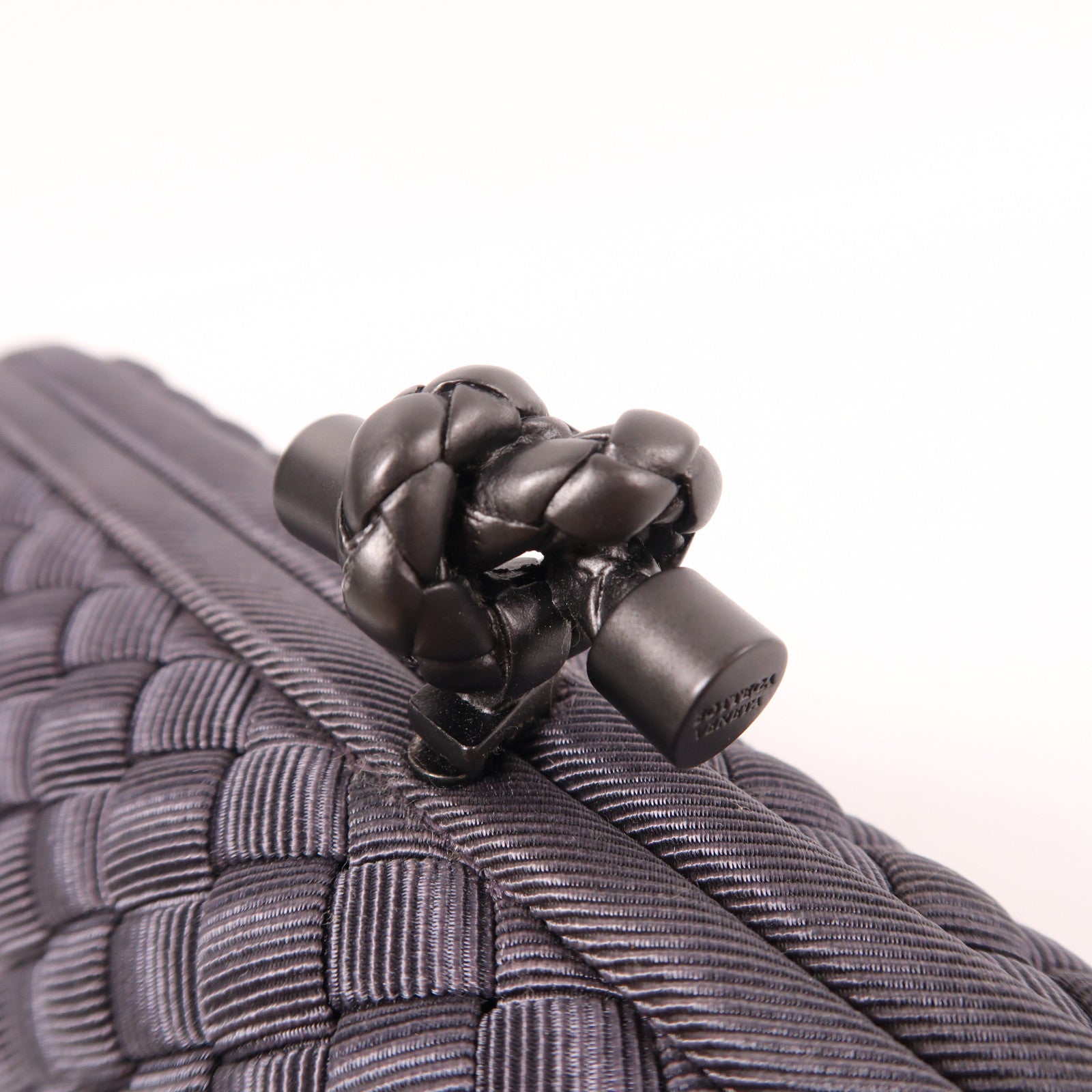 BOTTEGA VENETA 緞布Clutch Bag手拿包