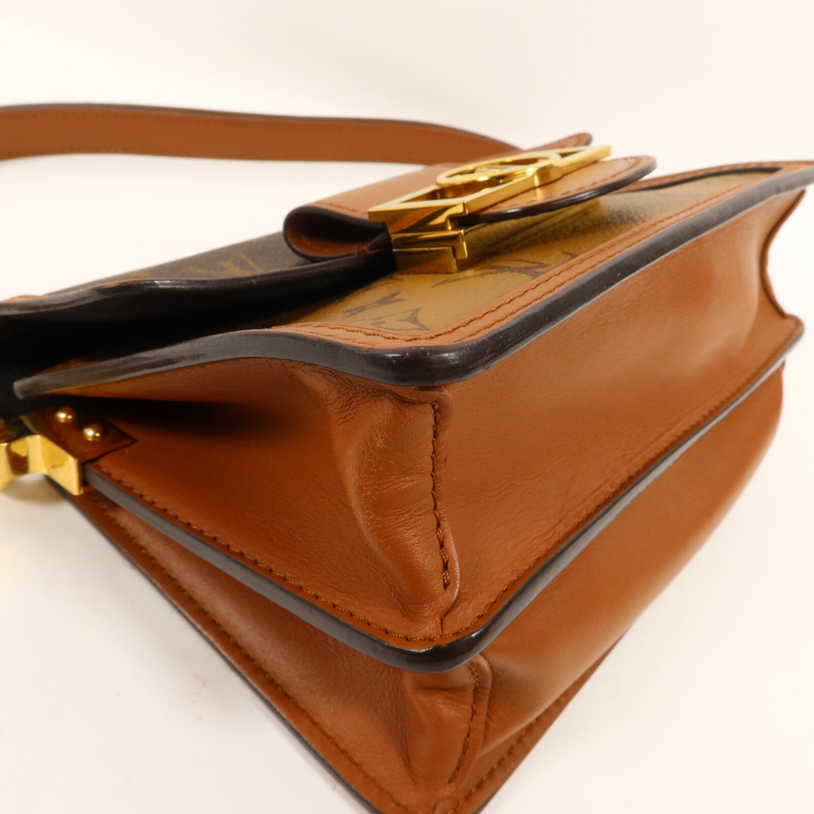 LOUIS VUITTON Monogram Reverse Mini Dauphine肩背袋