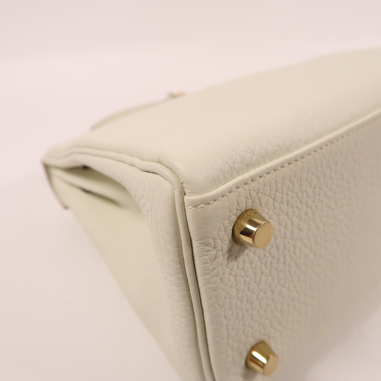 HERMES Togo皮革Kelly 25金扣手挽肩背兩用袋蘑菇白色