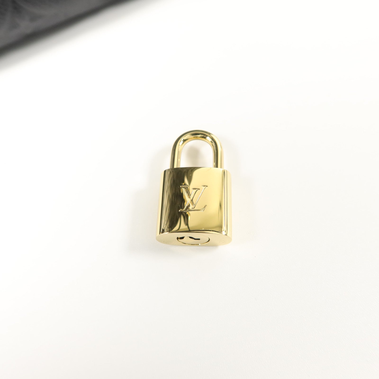 LOUIS VUITTON Monogram Empreinte Montaigne MM手挽肩背兩用袋