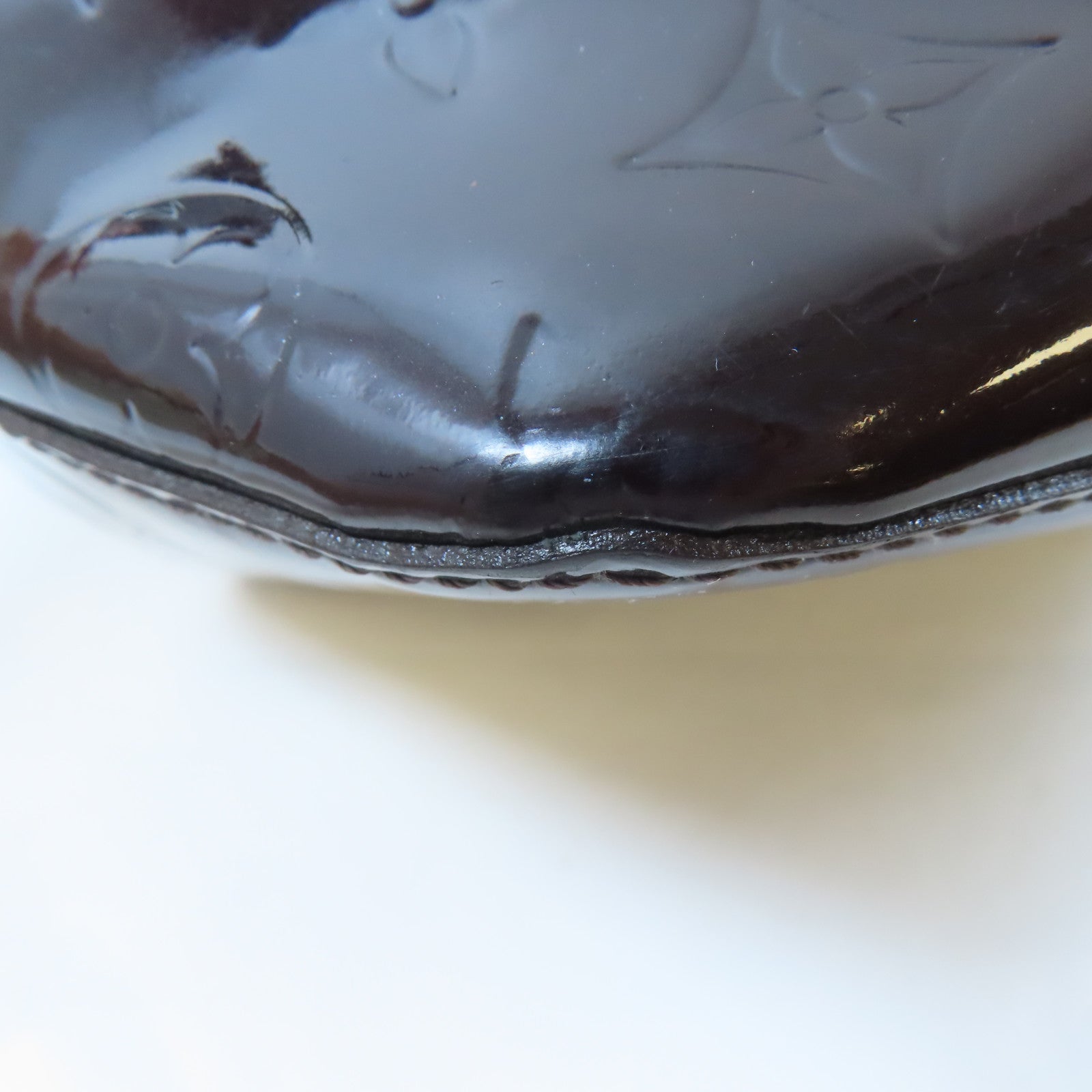 LOUIS VUITTON 【激減優惠】Vernis Bellevue GM金扣手挽袋酒紅色