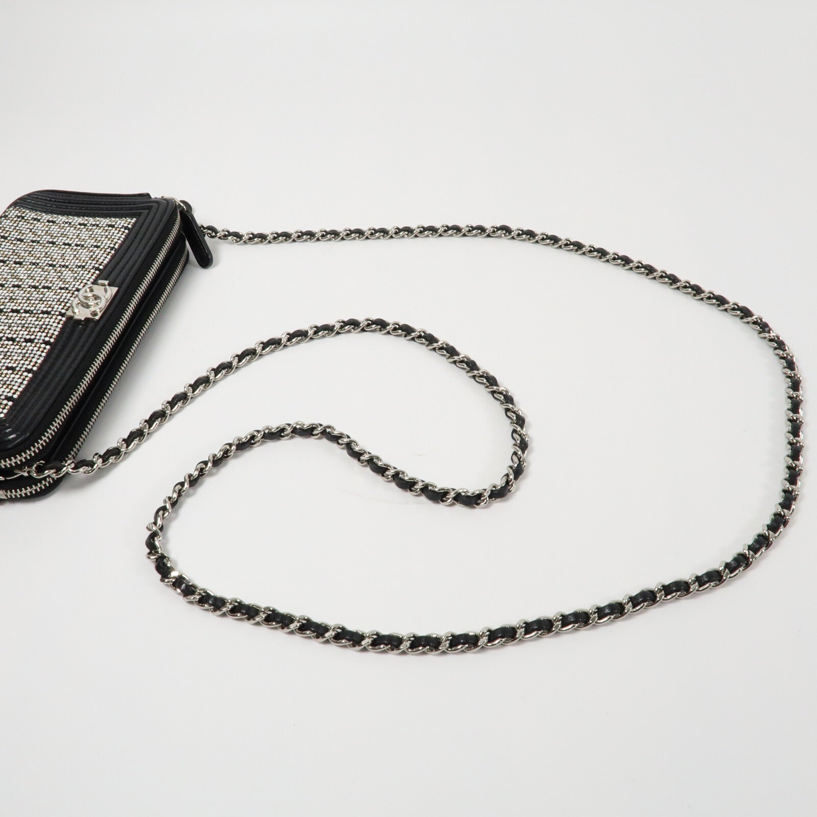 CHANEL 牛皮皮革Boy Double Zip Clutch Bag銀扣鏈帶肩背袋