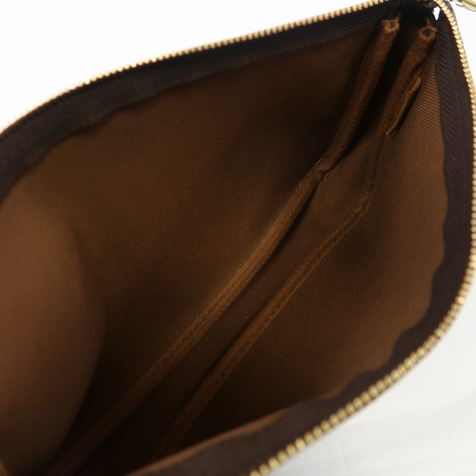 LOUIS VUITTON Monogram Pochette Accessories金扣手拿包啡色