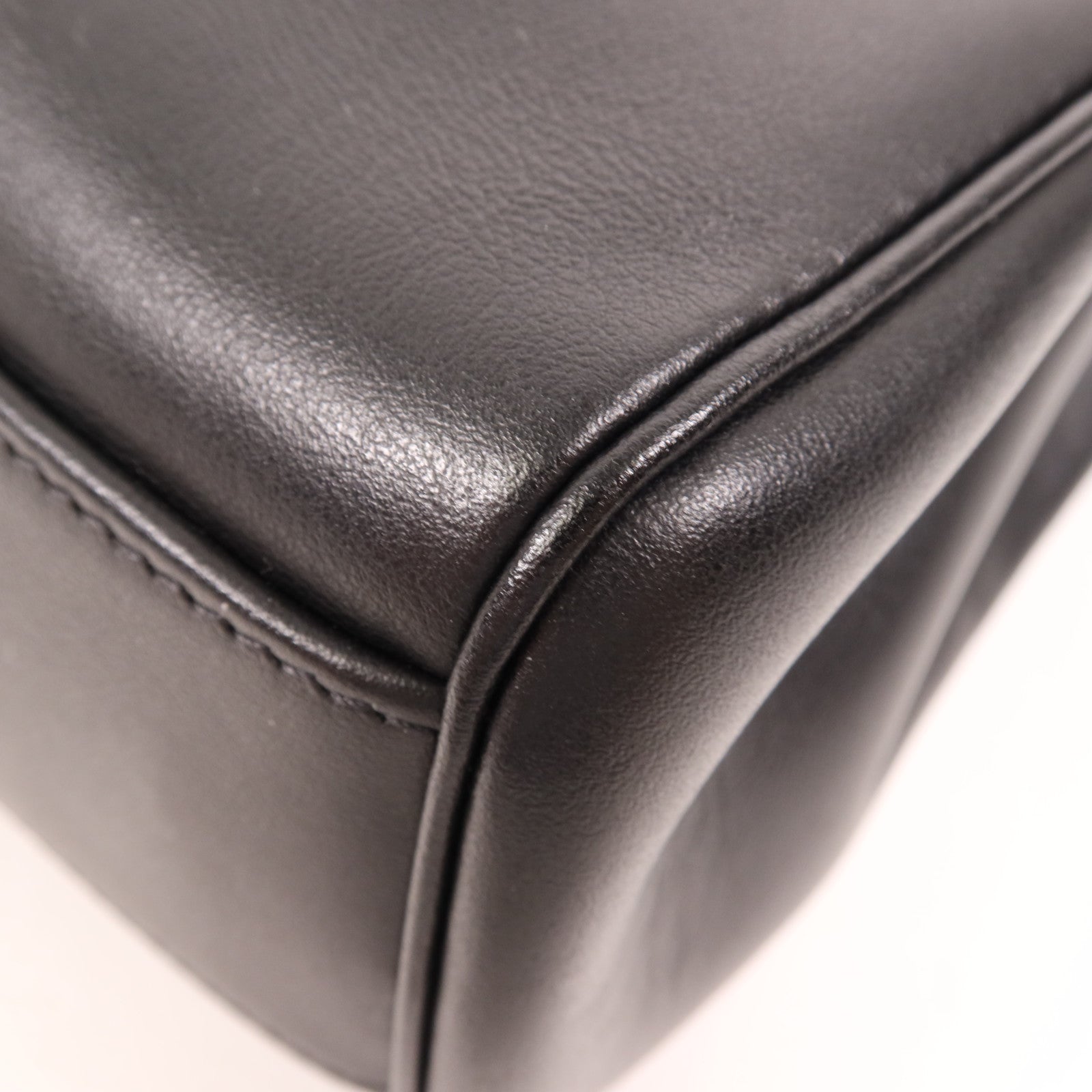 CELINE 牛皮皮革Teen Soft金扣肩背袋