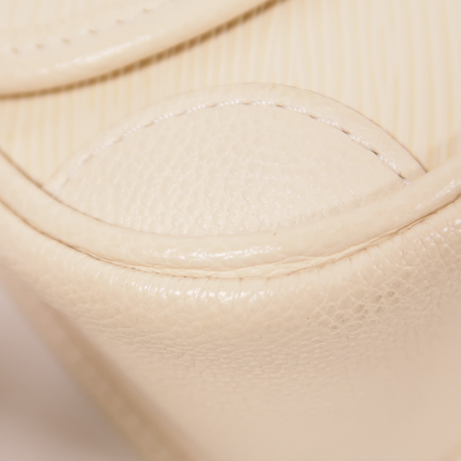 LOUIS VUITTON LV SHW Buci Shoulder Bag M59457 Epi Beige