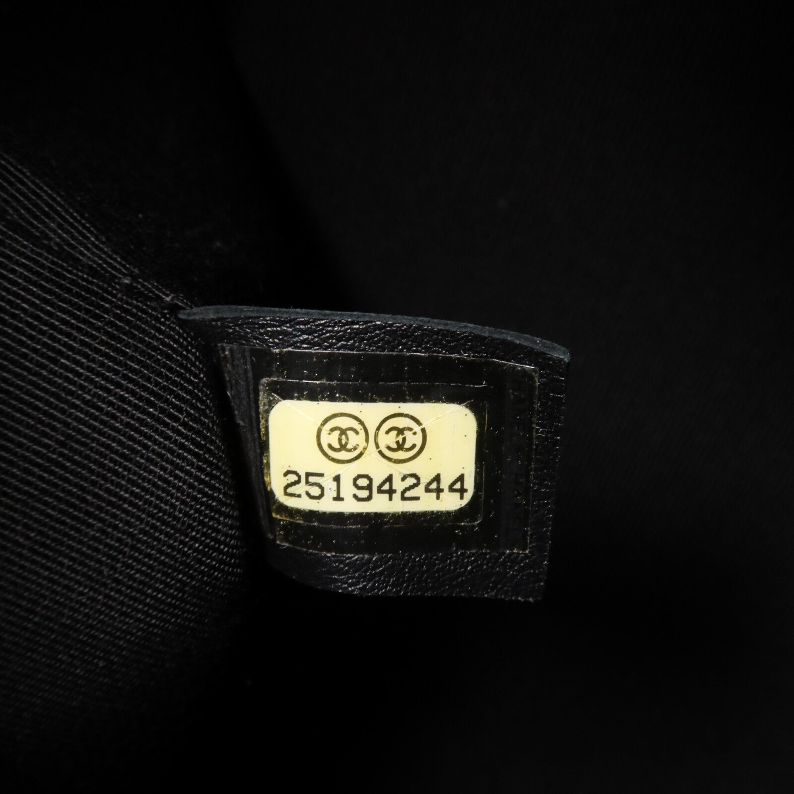 CHANEL 牛皮皮革Chain Shoulder鏈帶肩背袋