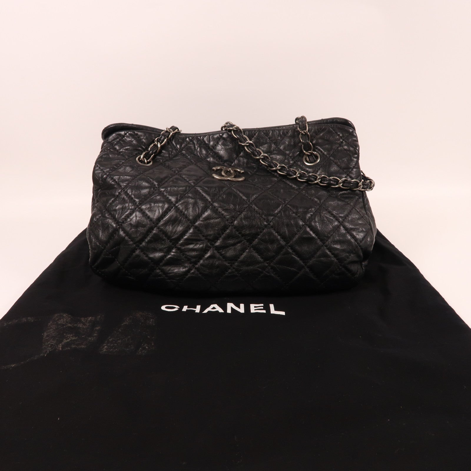 CHANEL 牛皮皮革Chain Shoulder銀扣鏈帶肩背袋黑色