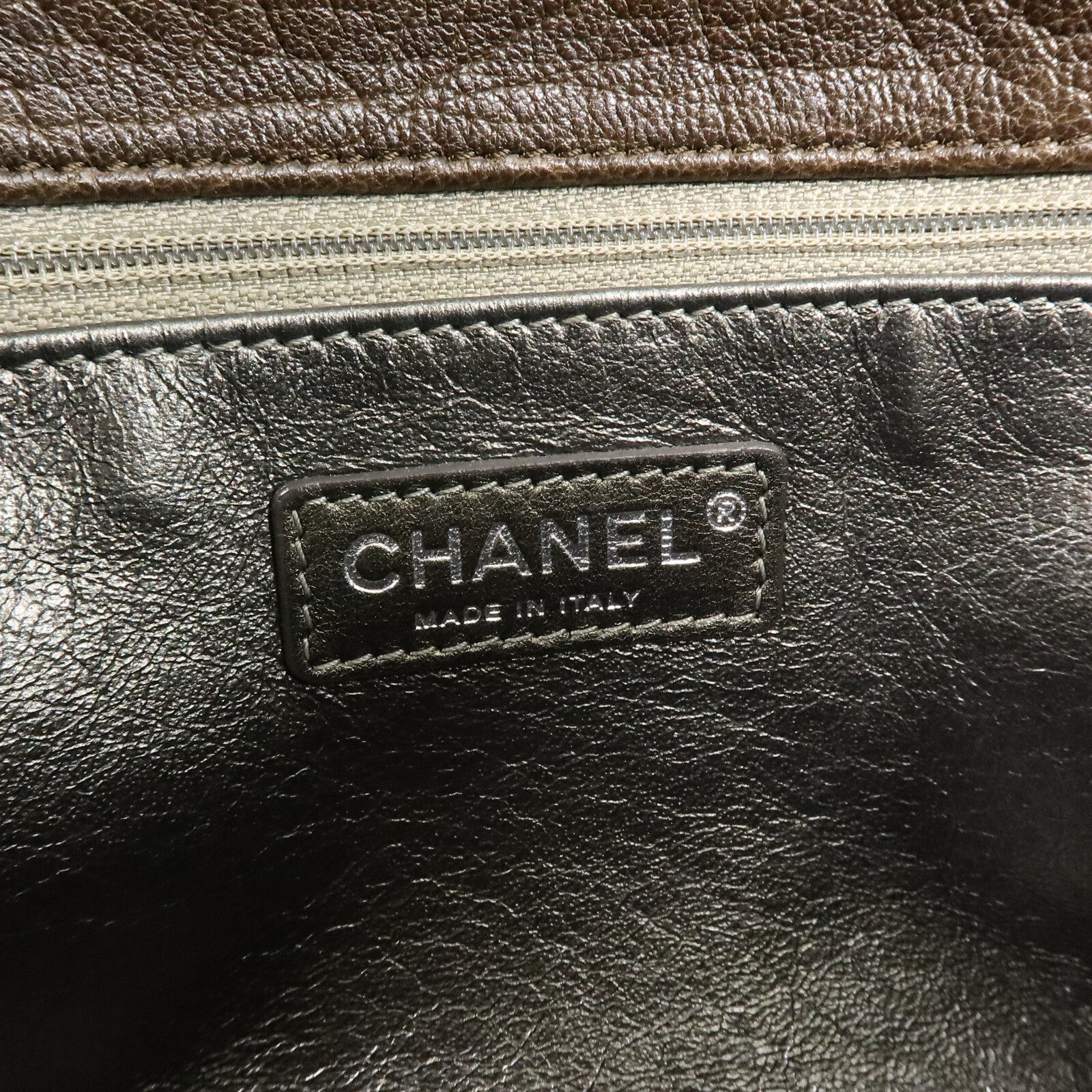 CHANEL 牛皮皮革Shoulder Bag銀扣鏈帶肩背袋