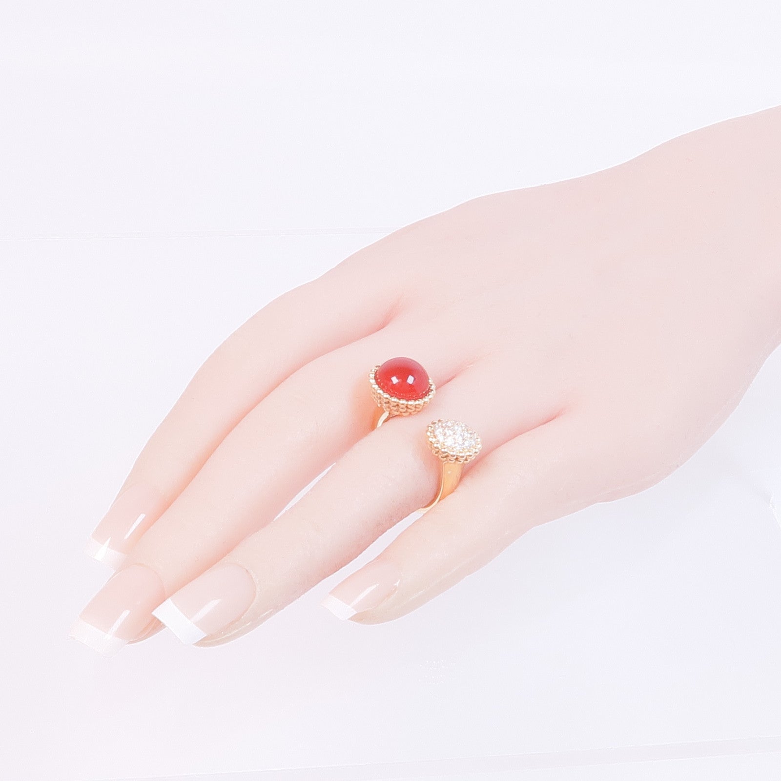 Van Cleef & Arpels 18K玫瑰金Perlée Couleurs Between the Finger Ring紅玉髓/鑽石戒指VCA#55/US#7