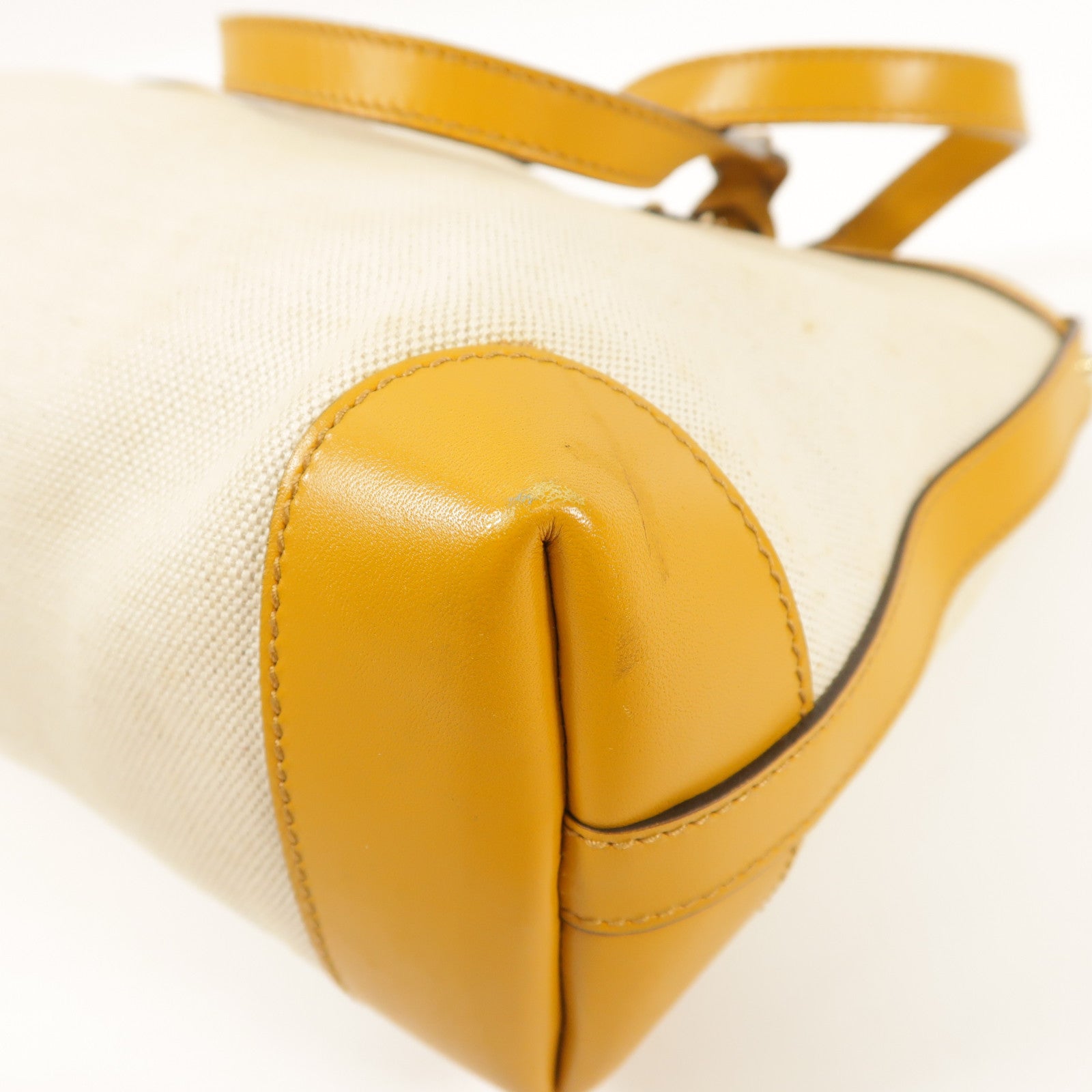 GUCCI GG Shoulder Bag 269878 Canvas Yellow Beige