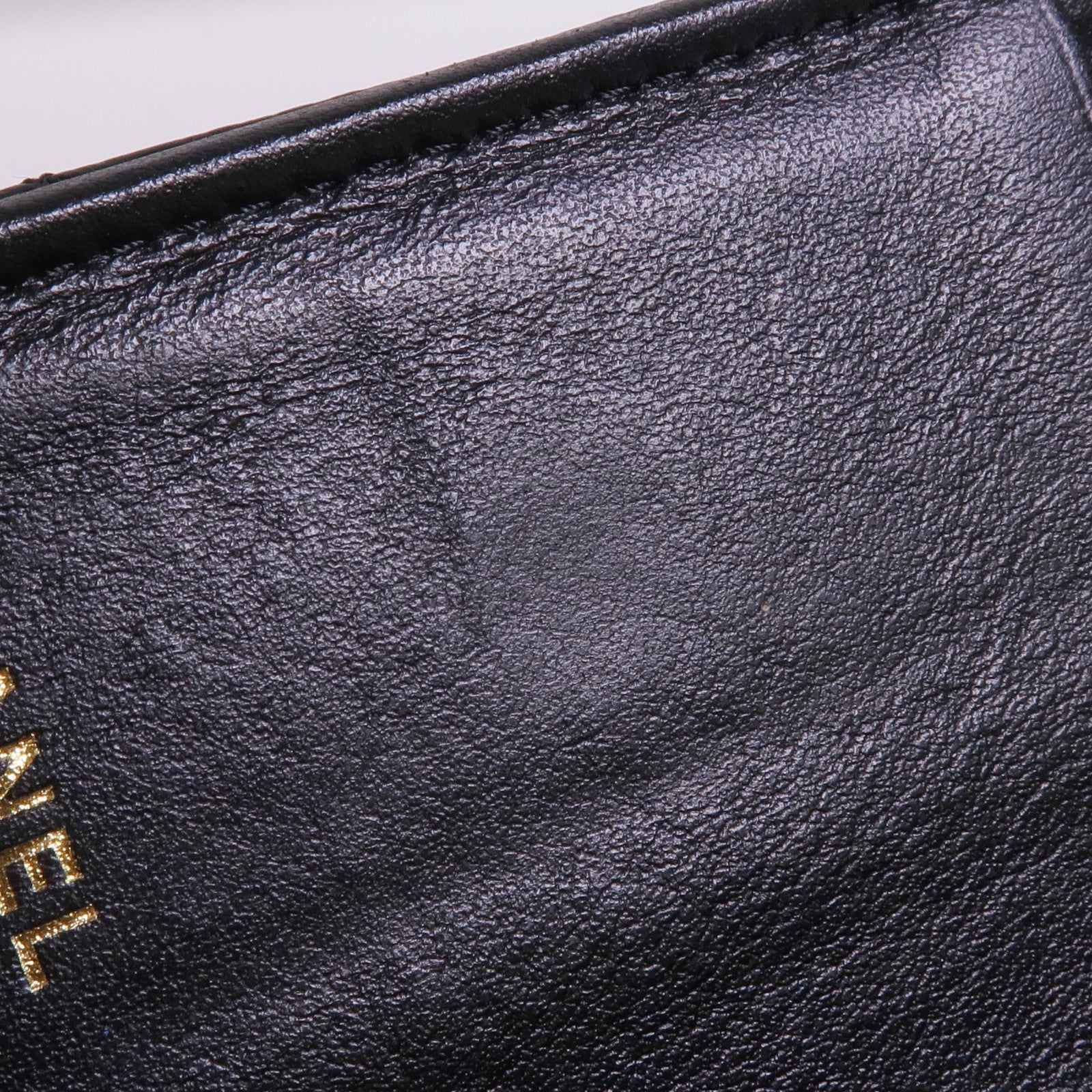 CHANEL 牛皮皮革Boy Wallet金扣錢包