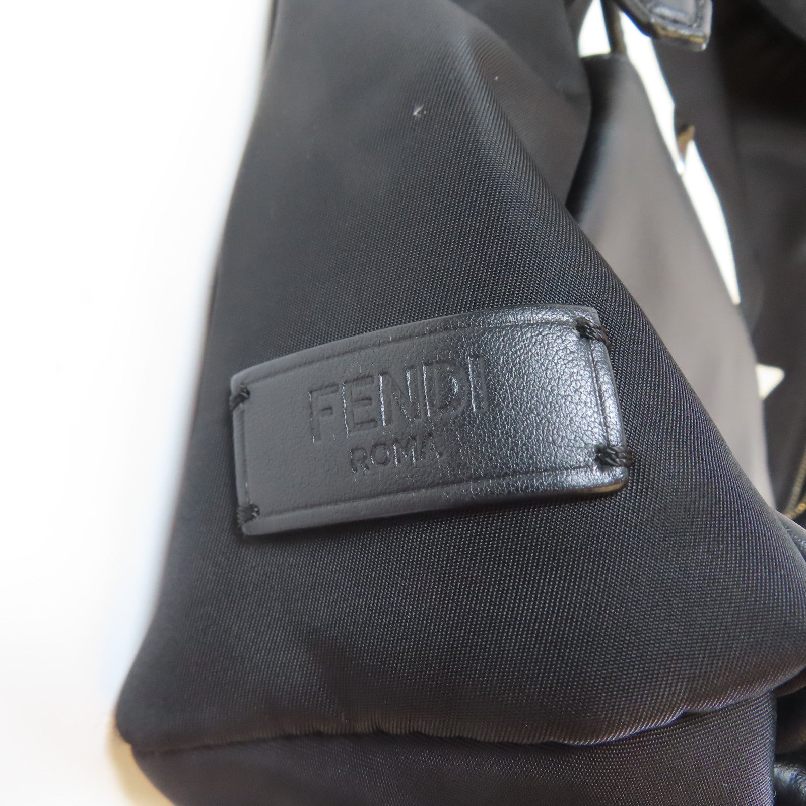 FENDI 牛皮皮革Backpack銀扣背包黑色