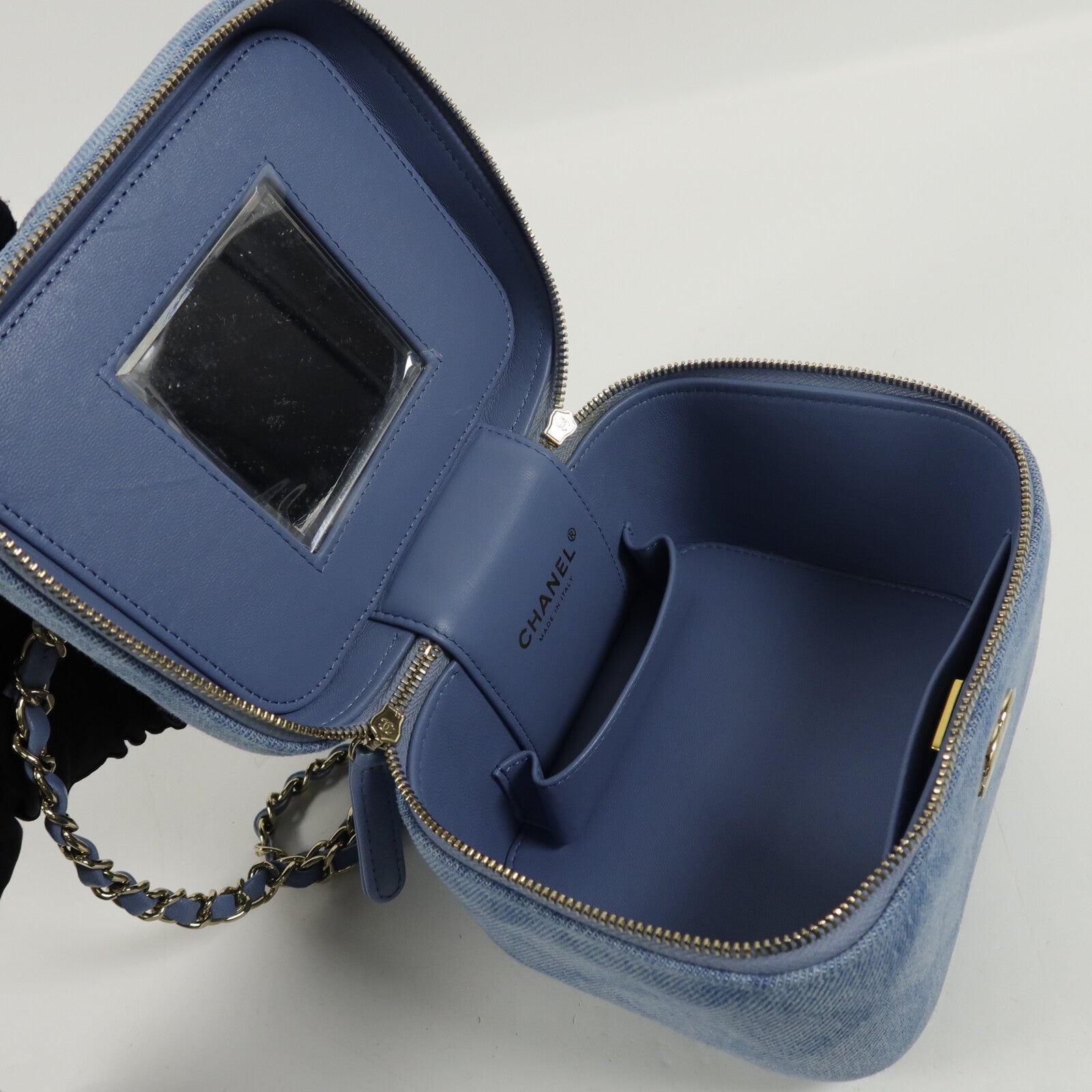 CHANEL 牛仔布Vanity Case手挽肩背兩用袋