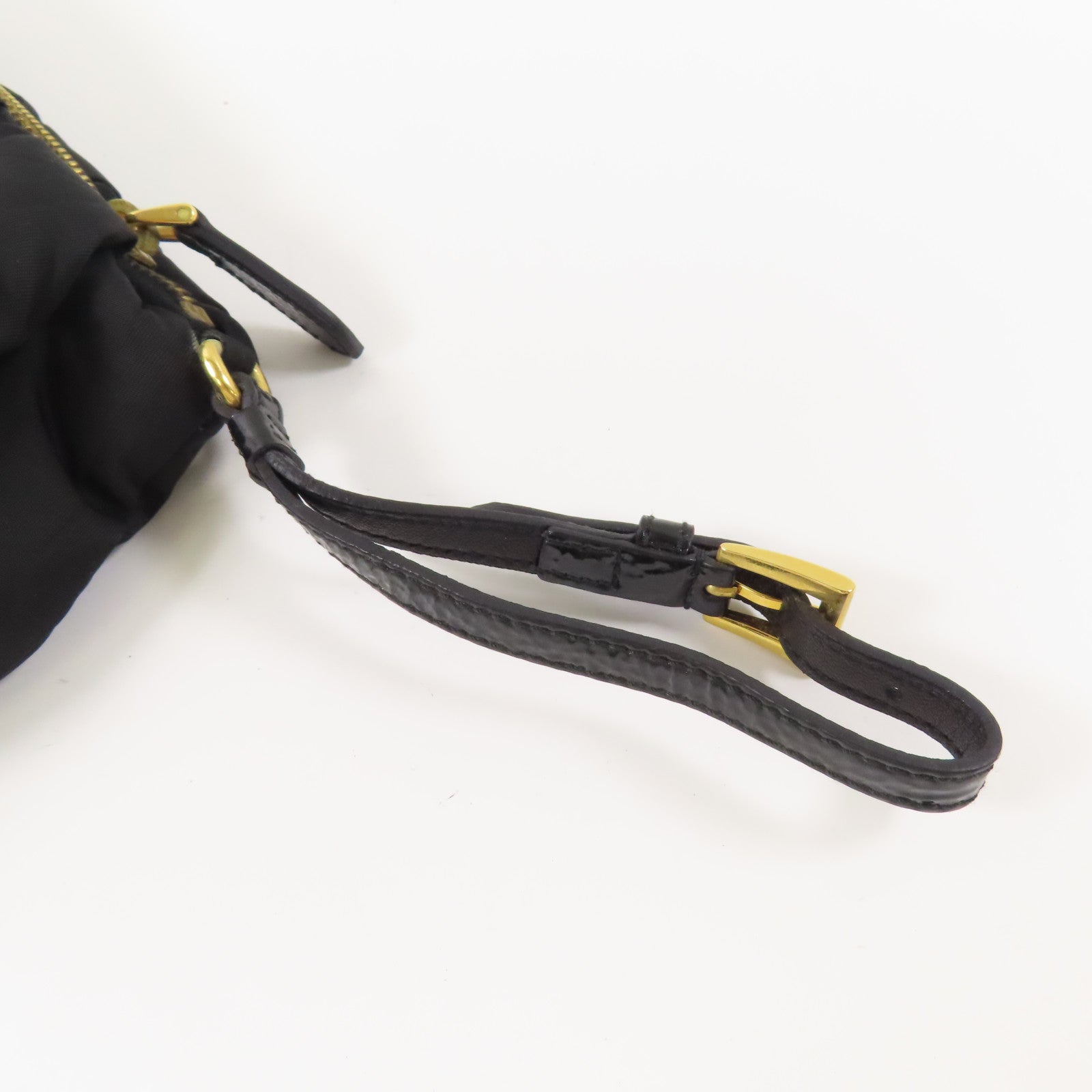 PRADA 尼龍Wrist Pouch金扣手拿包