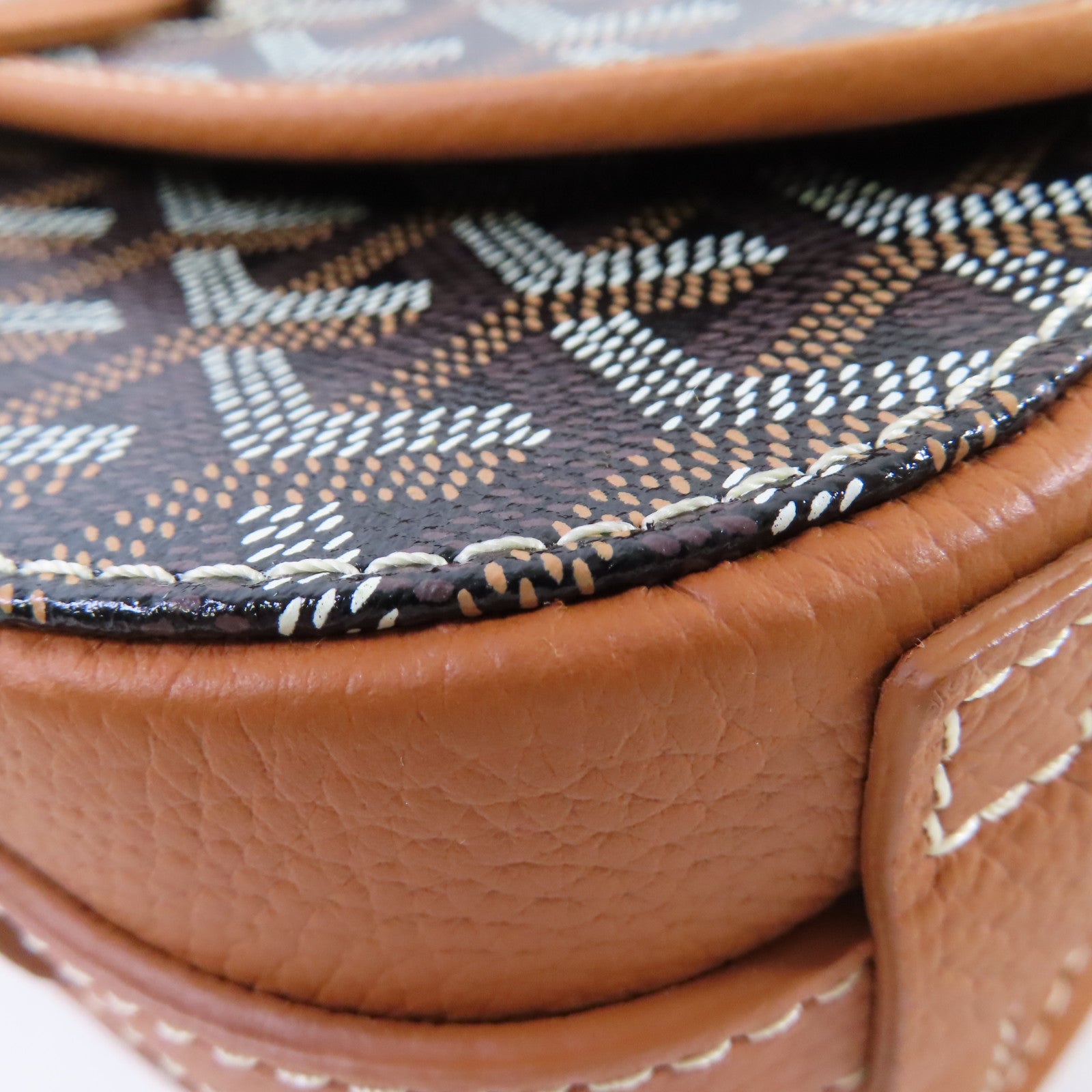 GOYARD 塗層帆布Belvedere PM Shoulder Bag銀扣肩背袋啡色/黑色