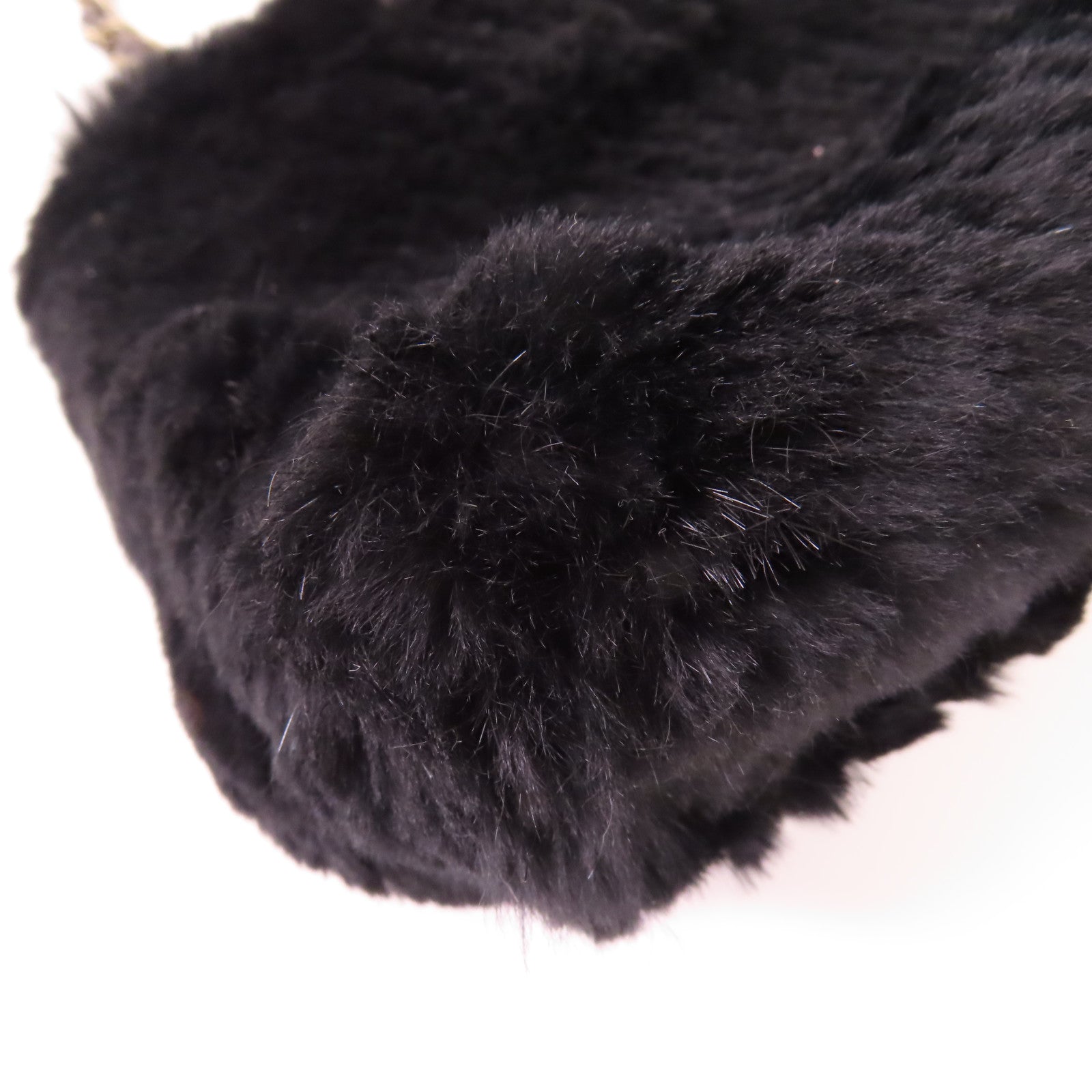 CHANEL 兔毛Shoulder Bag鏈帶肩背袋