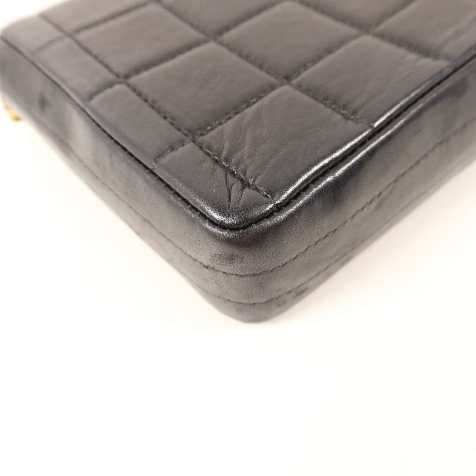 CHANEL 羊皮皮革Chocolate Bar Vintage金扣鏈帶肩背袋