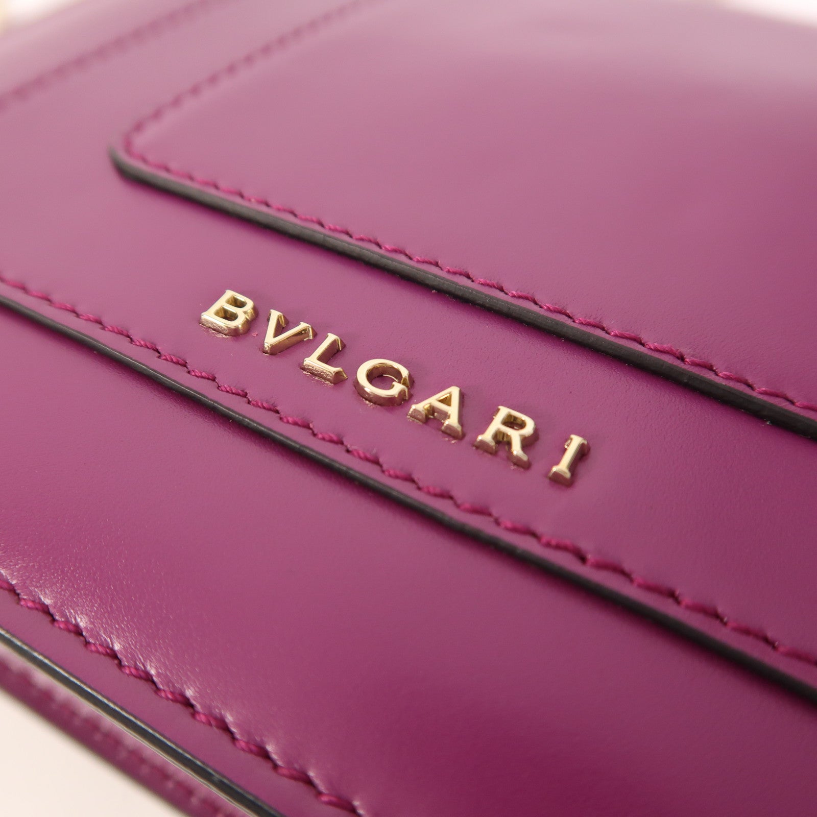 BVLGARI 【激減優惠】牛皮皮革Serpenti Forever鏈帶肩背袋