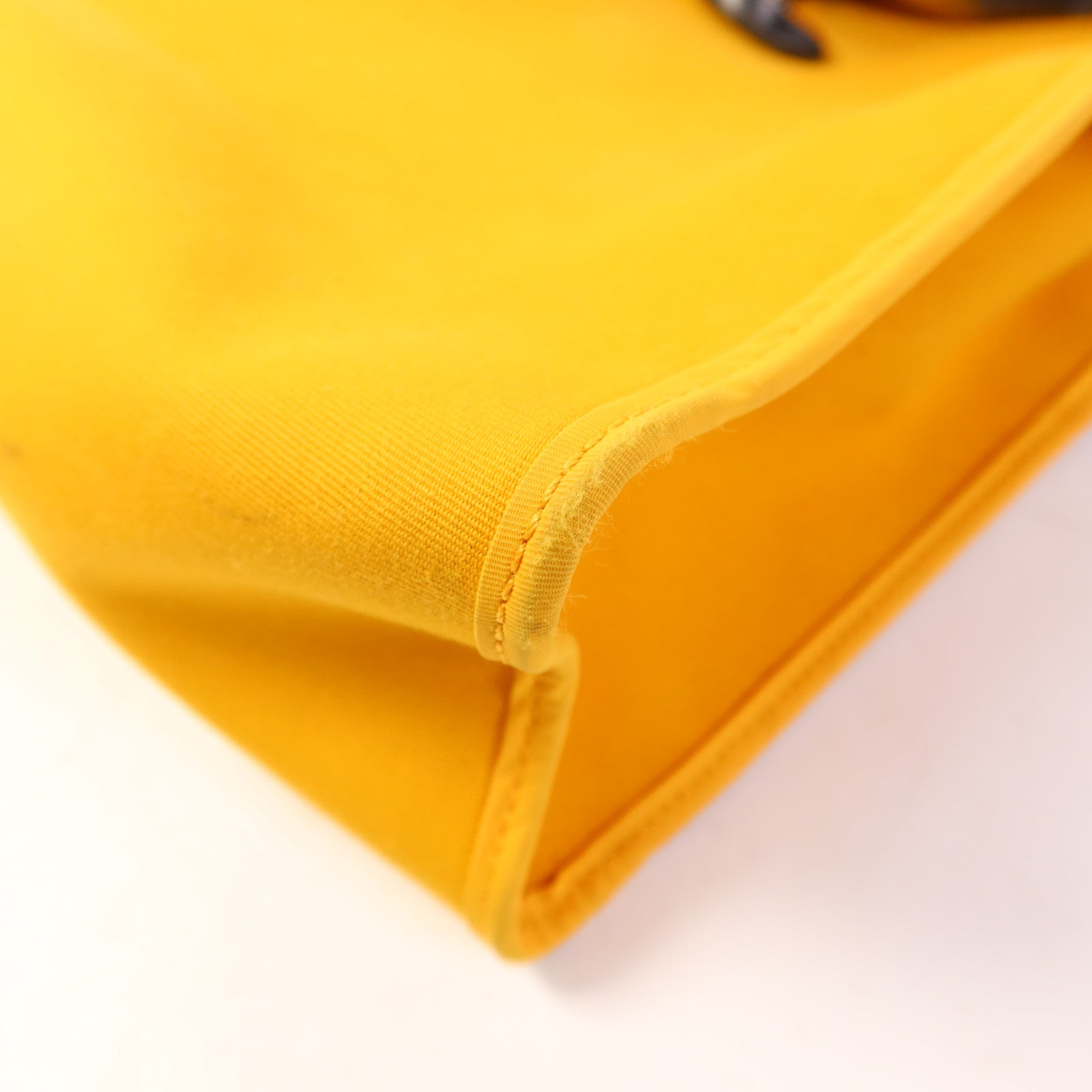 HERMES 帆布Herbag PM銀扣手挽肩背兩用袋Jaune d'Or