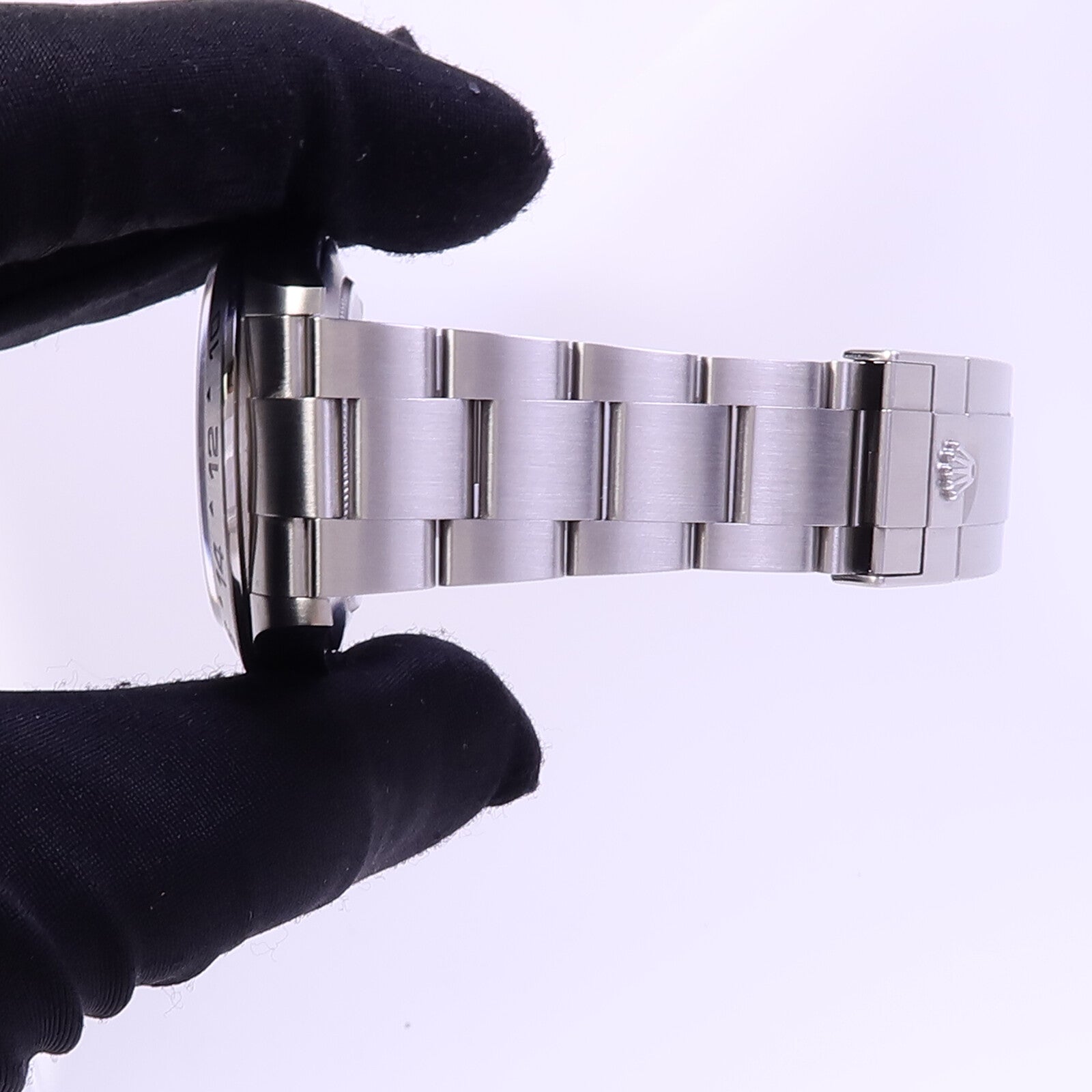 ROLEX Explorer II 226570