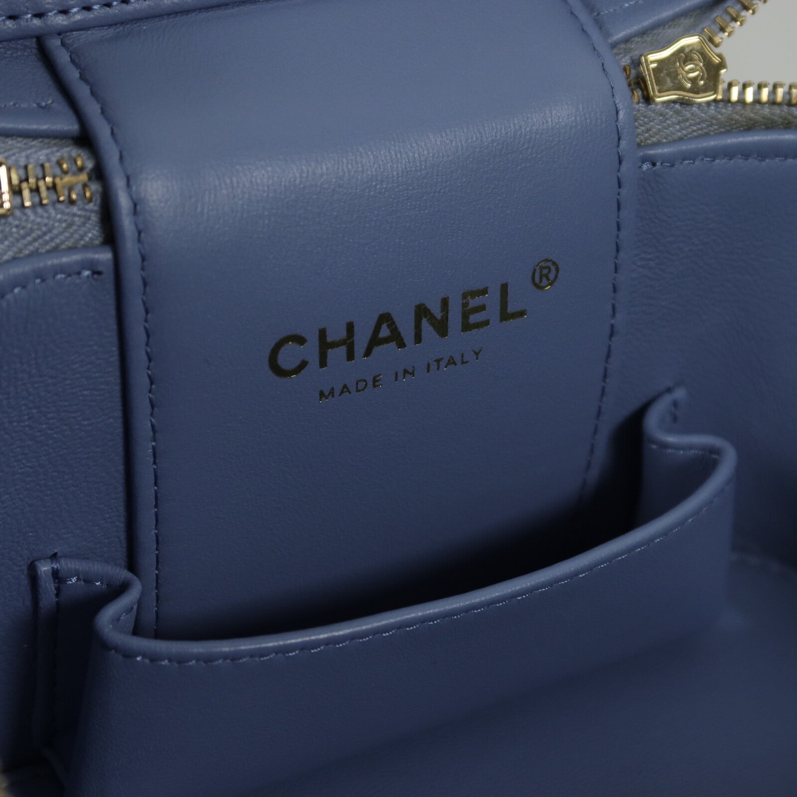 CHANEL 牛仔布Vanity Case手挽肩背兩用袋
