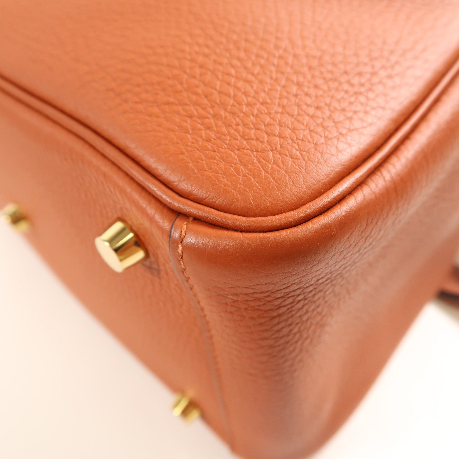 HERMES Clemence皮革Lindy 26金扣手挽肩背兩用袋Cuivre