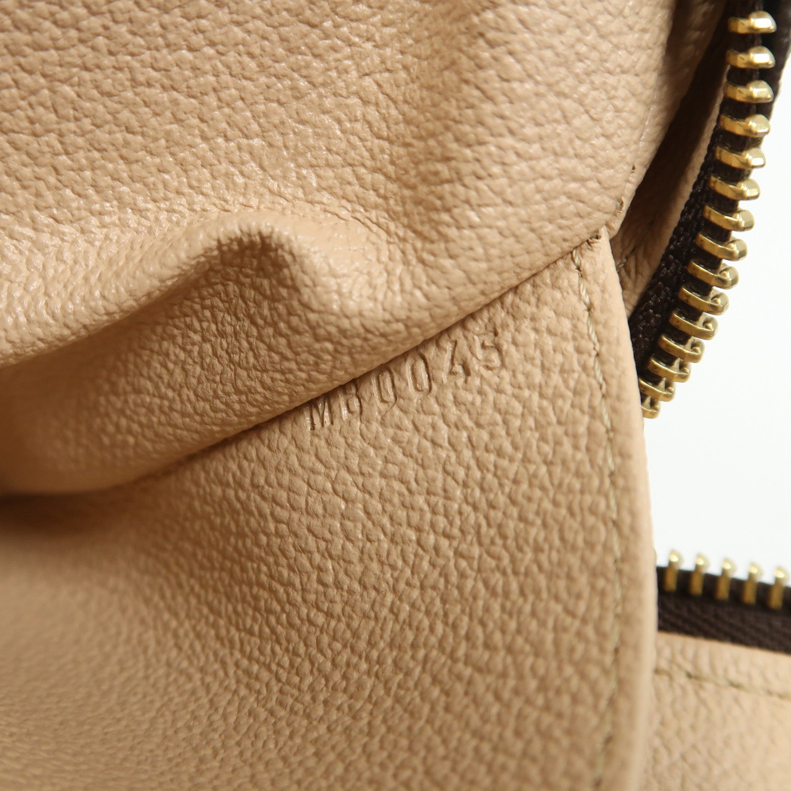 LOUIS VUITTON 【激減優惠】Monogram Trousse Toilette 23金扣手拿包啡色