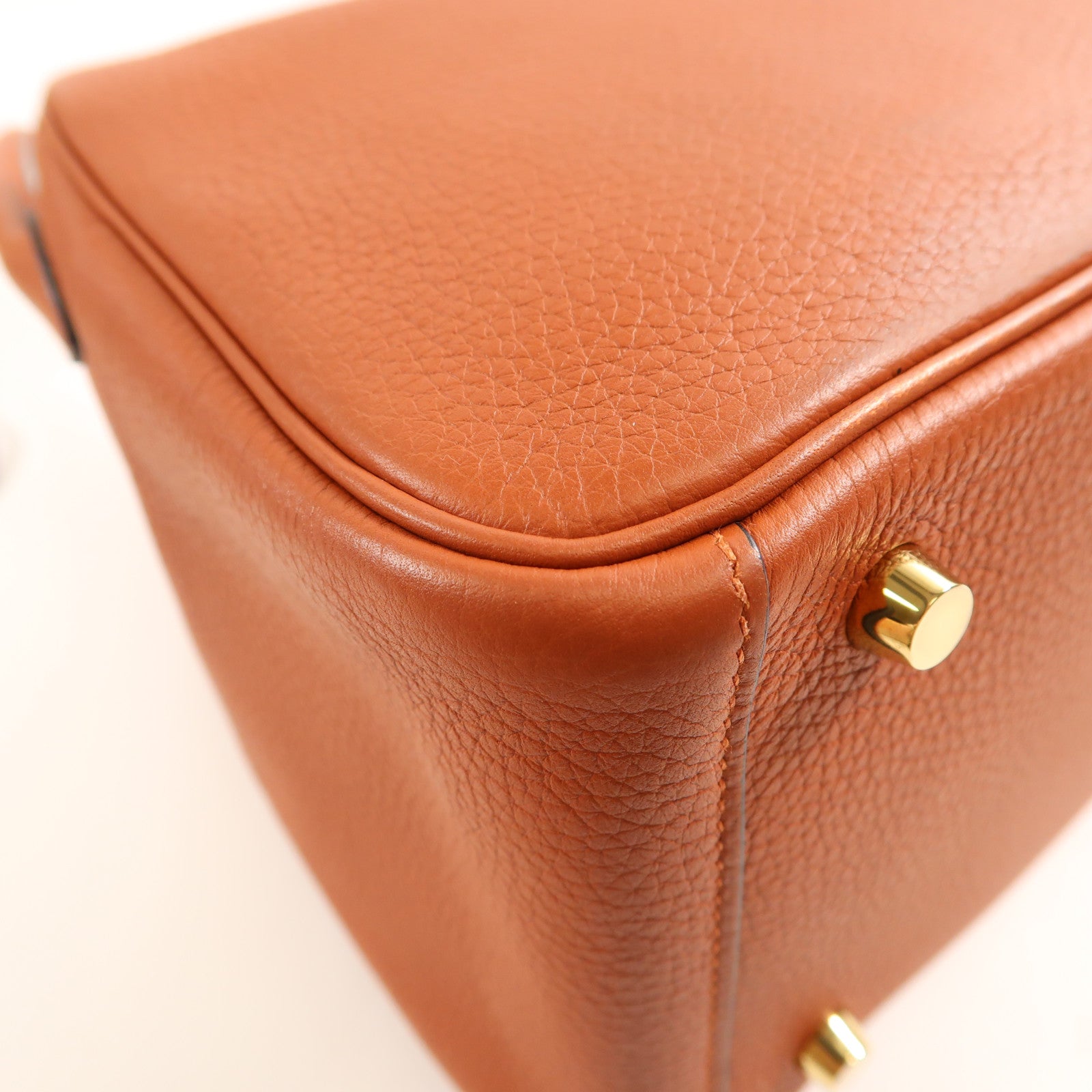 HERMES Clemence皮革Lindy 26金扣手挽肩背兩用袋Cuivre