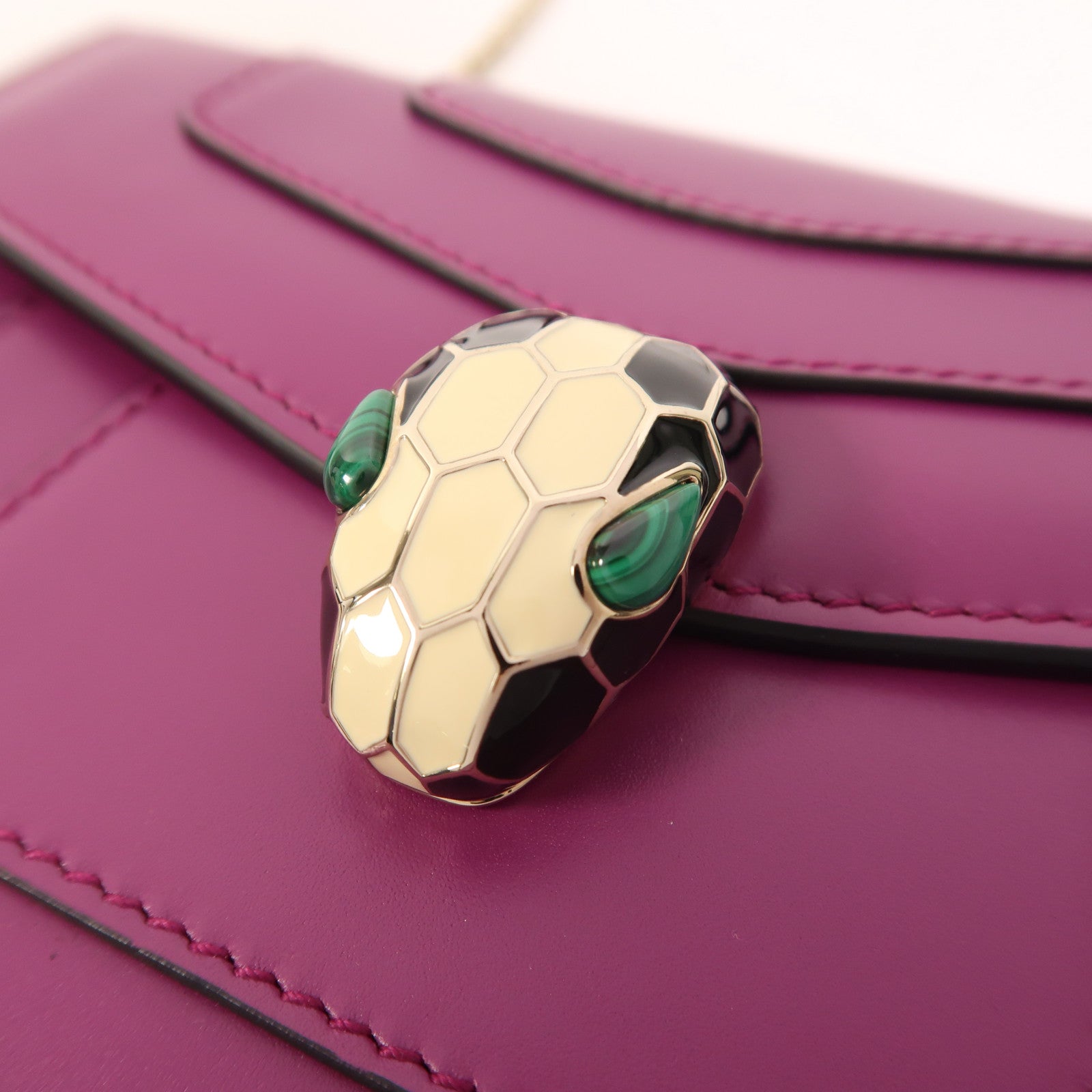 BVLGARI 牛皮皮革Serpenti Forever鏈帶肩背袋