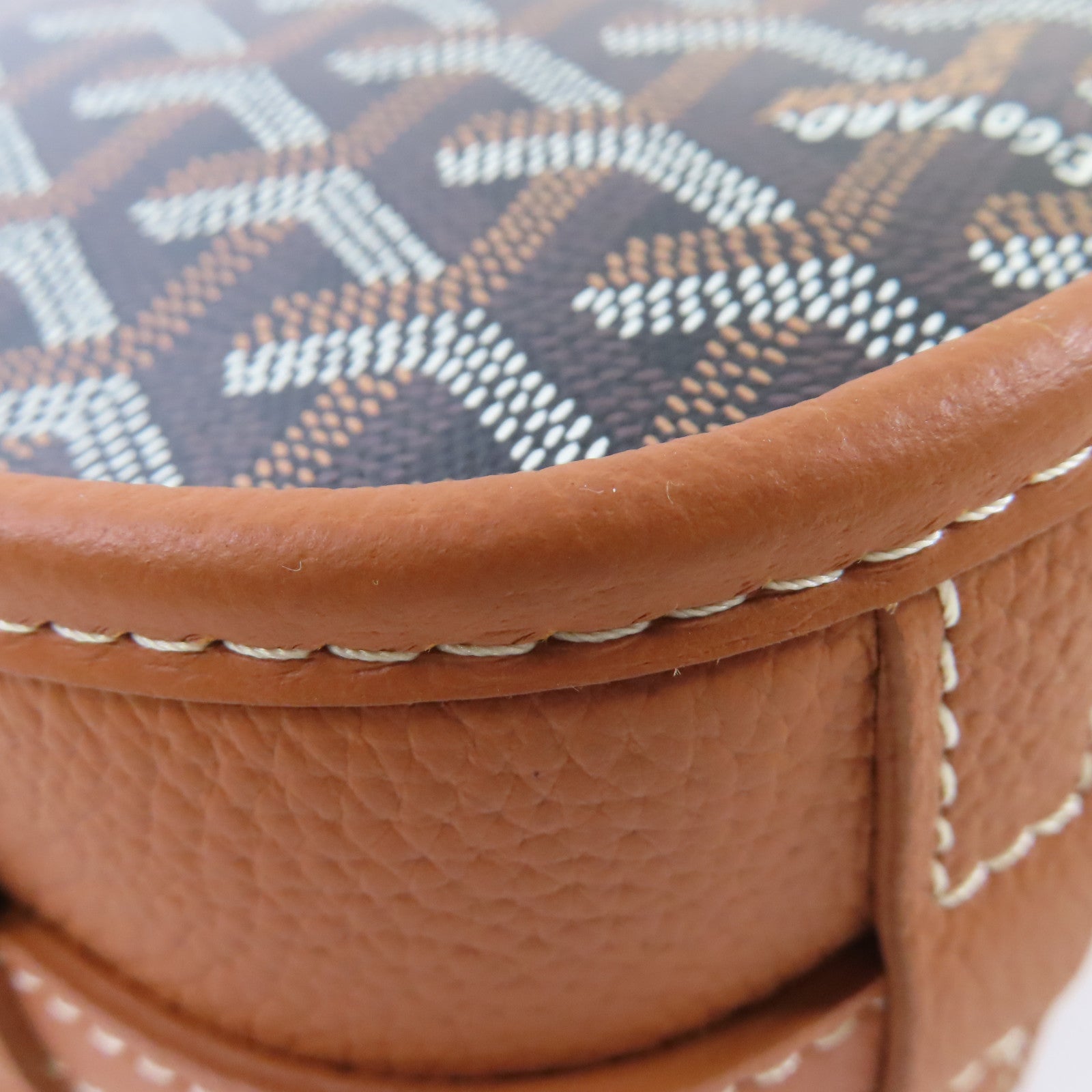 GOYARD 塗層帆布Belvedere PM Shoulder Bag銀扣肩背袋啡色/黑色