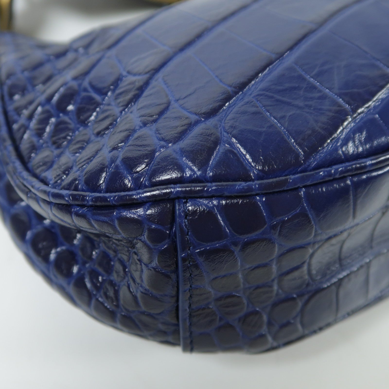 BALENCIAGA 牛皮皮革Le Cagole XS金扣肩背袋