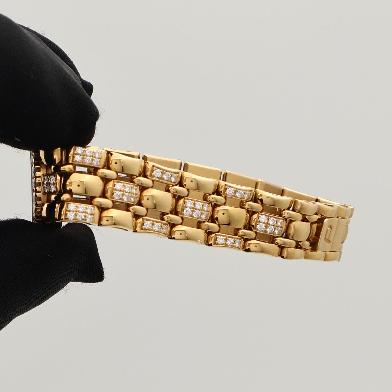PIAGET Traditional 8326K61R