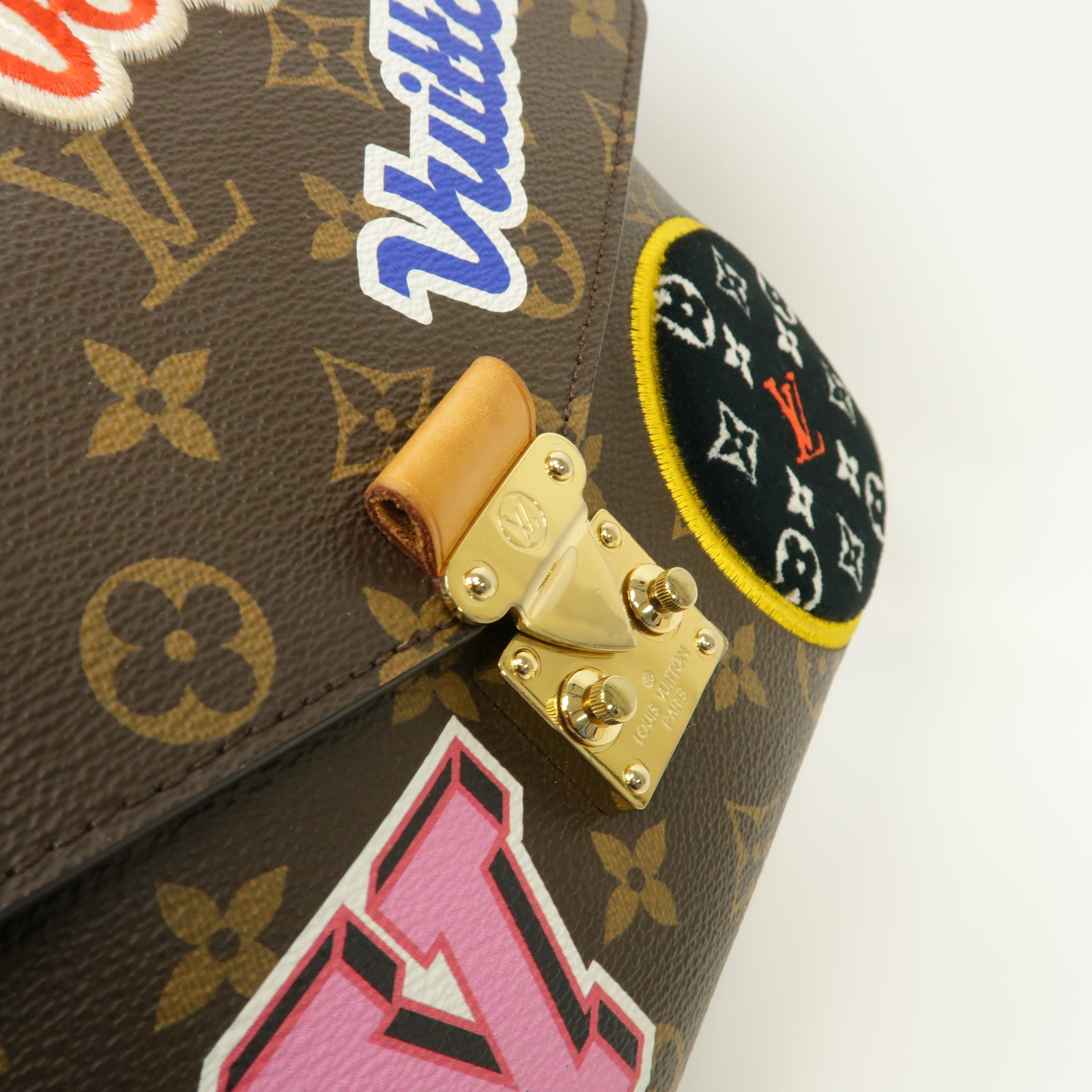 LOUIS VUITTON Monogram Pochette Metis金扣手挽肩背兩用袋啡色
