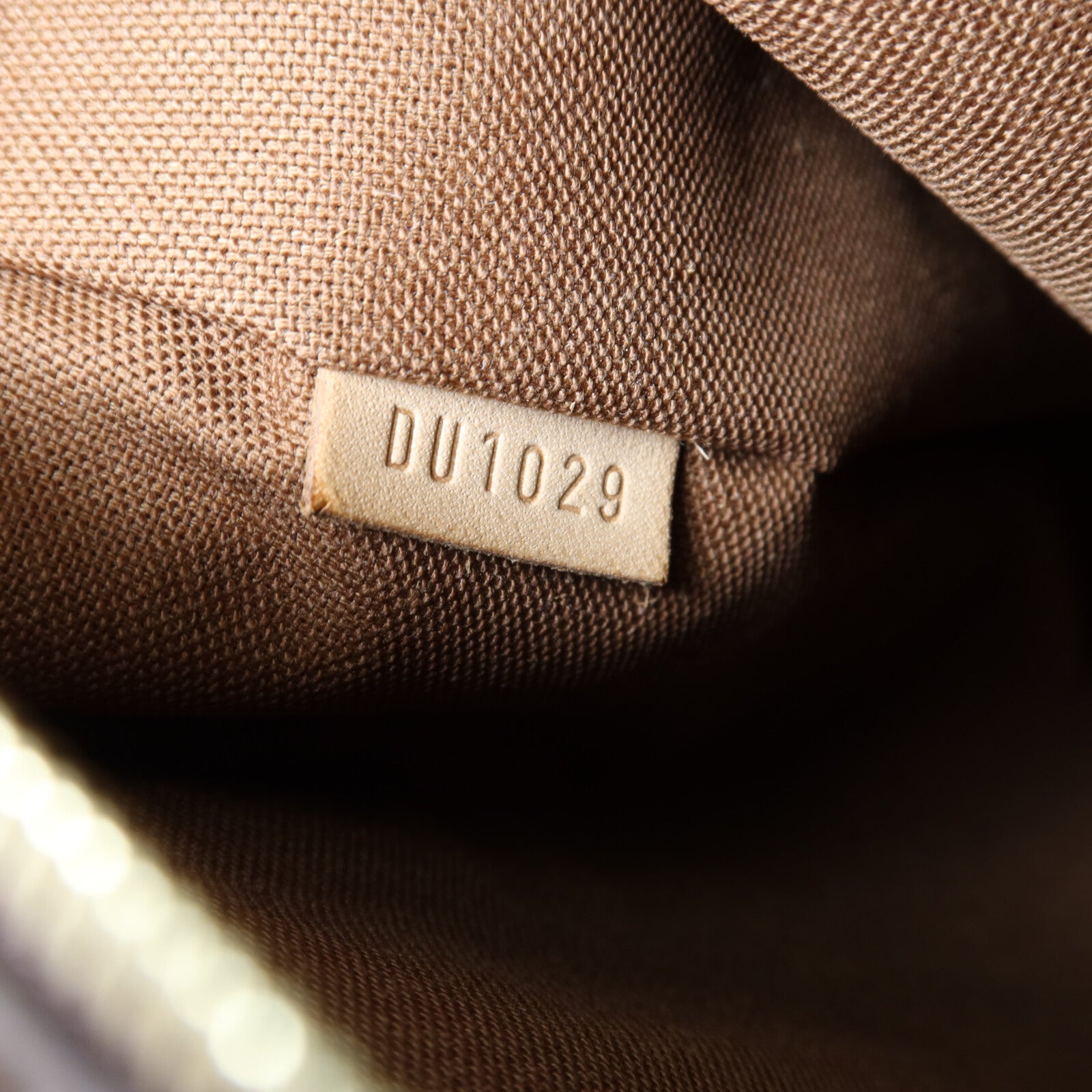 LOUIS VUITTON Monogram Cabas Beaubourg金扣肩背袋