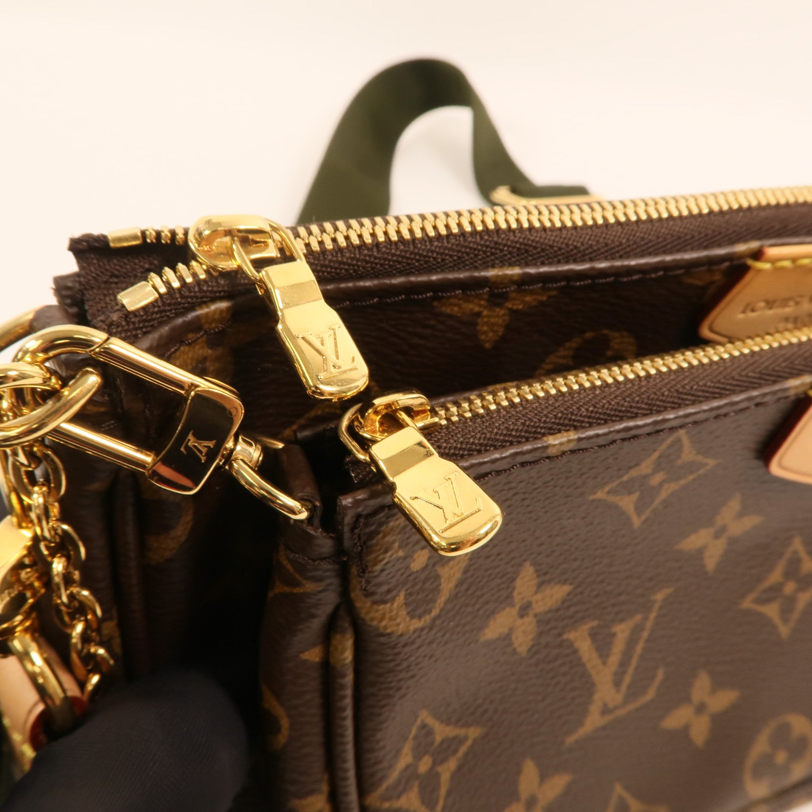 LOUIS VUITTON Monogram Multi Pochette Accessoires金扣肩背袋