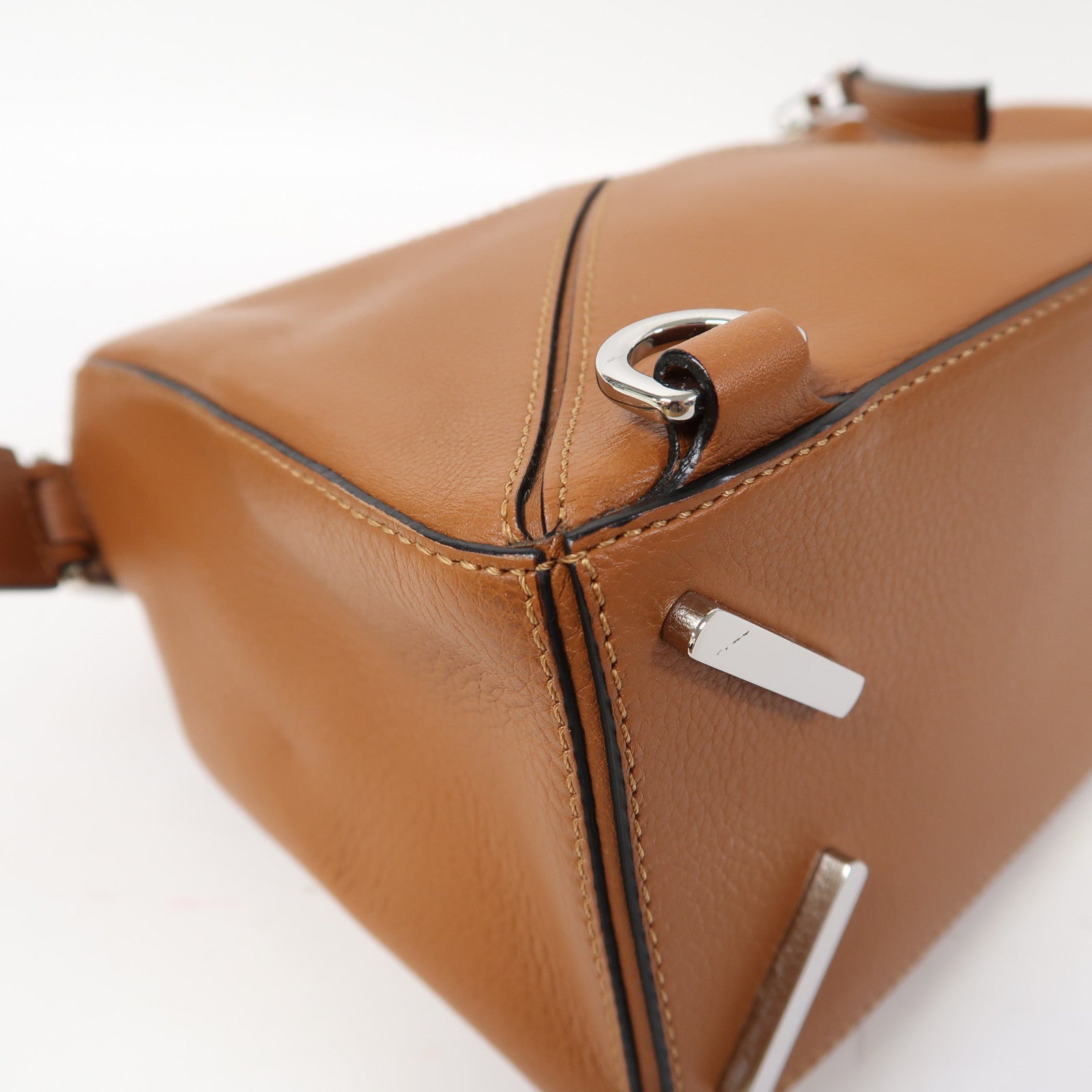 LOEWE 牛皮皮革Puzzle Bag銀扣手挽肩背兩用袋啡色