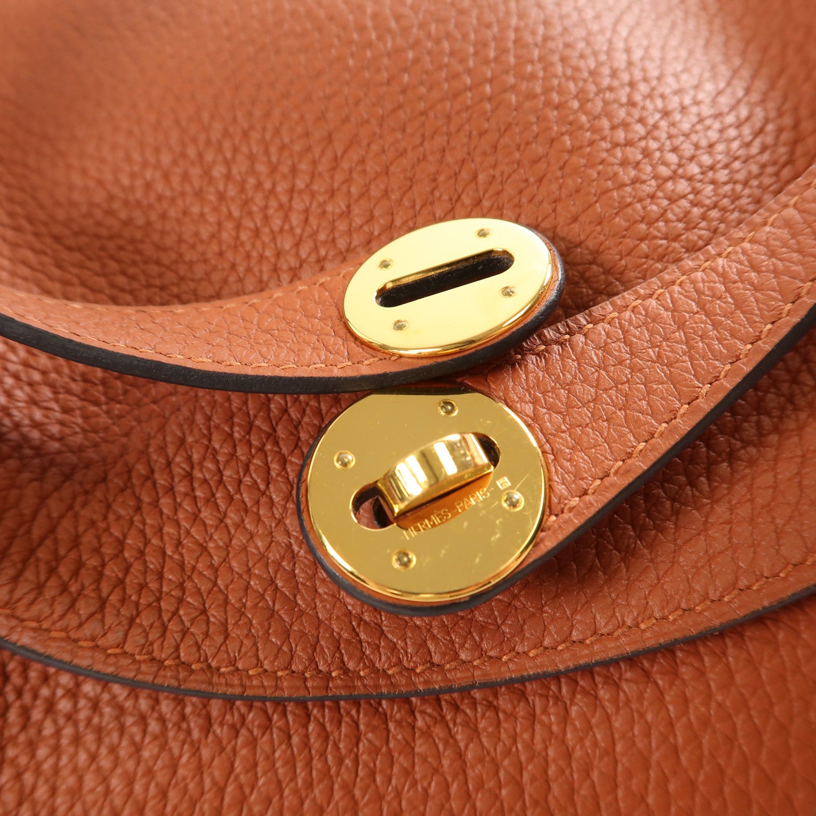 HERMES Clemence皮革Lindy 26金扣手挽肩背兩用袋Cuivre