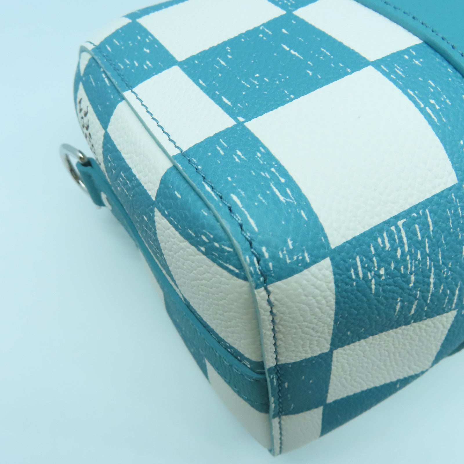 LOUIS VUITTON 【清倉大減價】Damier City Keepall銀扣肩背袋藍色/白色