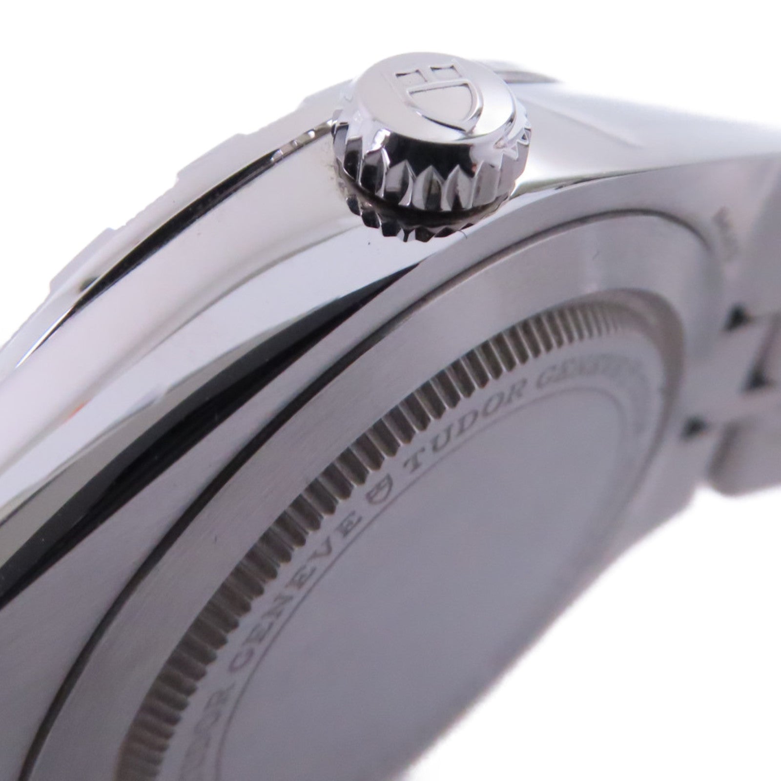 TUDOR Royal 28500
