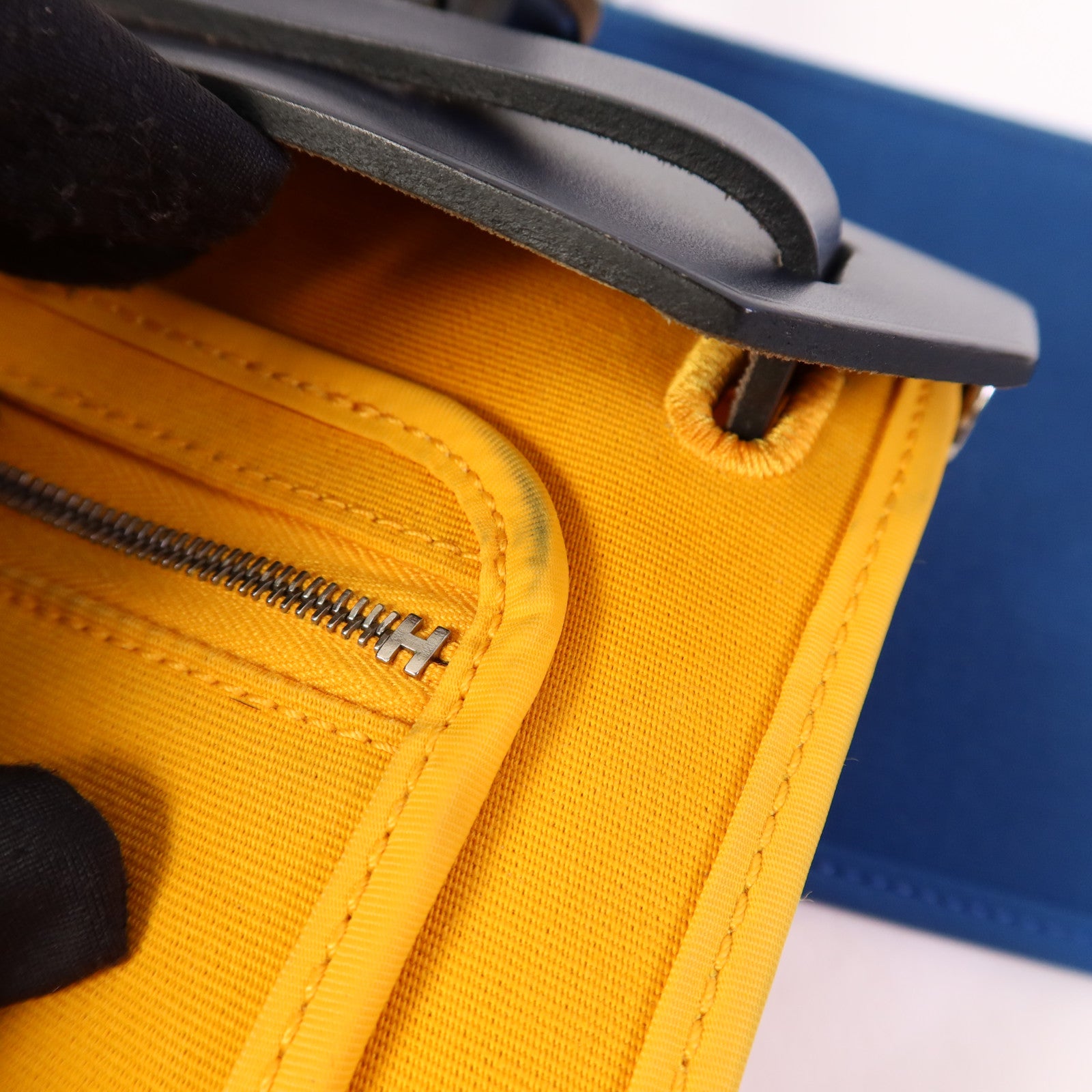 HERMES 帆布Herbag PM銀扣手挽肩背兩用袋Jaune d'Or