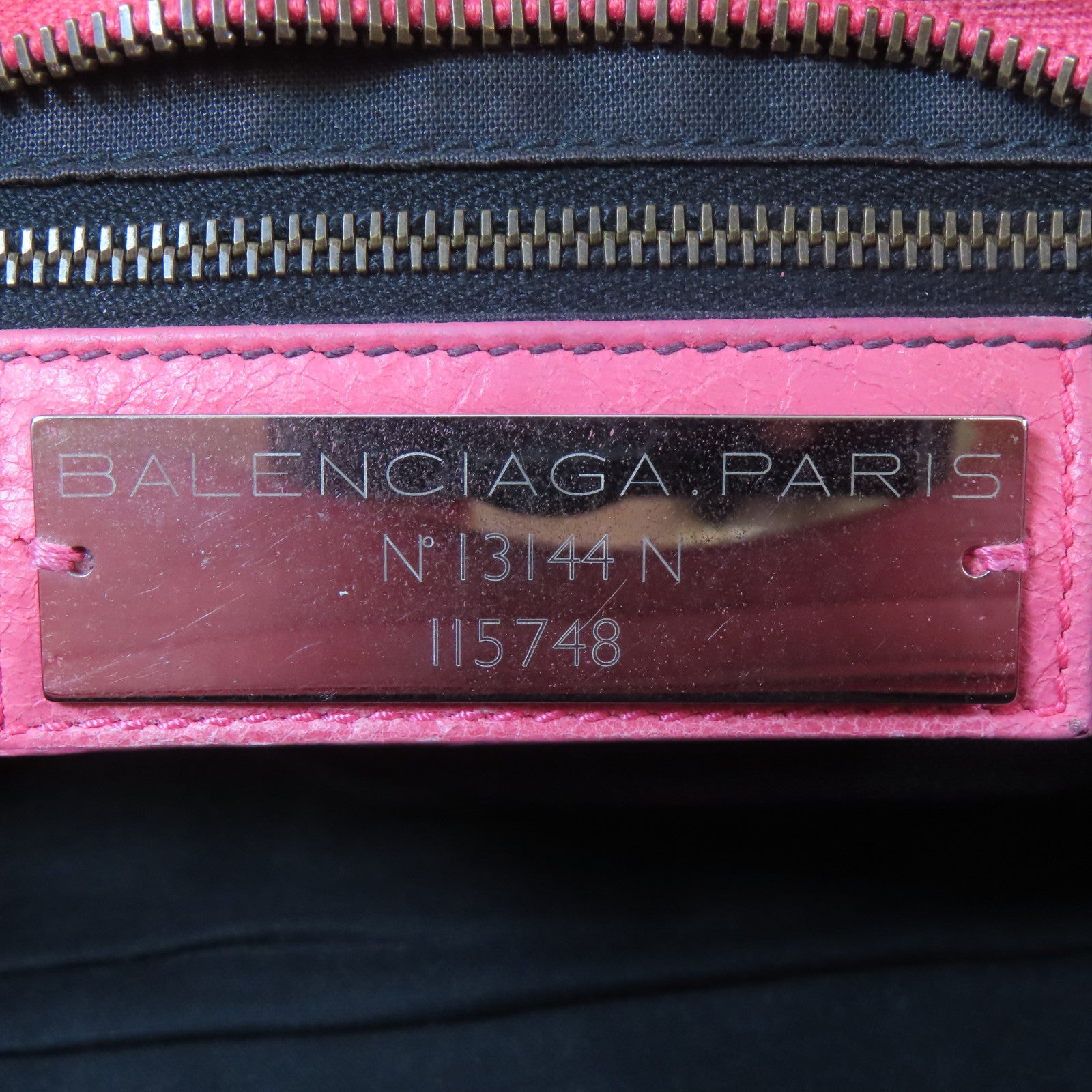 BALENCIAGA 牛皮皮革Classic City Bag黑扣手挽肩背兩用袋粉紅色